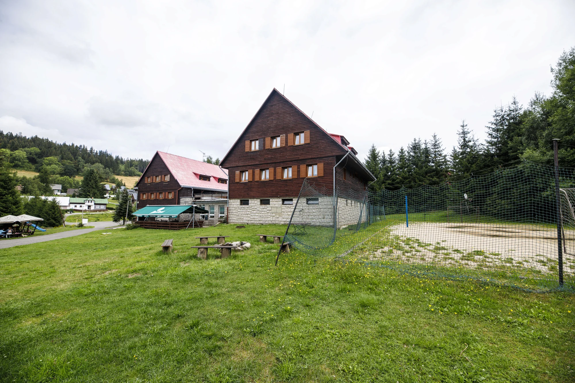 Pobyt v Jizerských horách pro páry i rodiny: polopenze a vstup do sauny