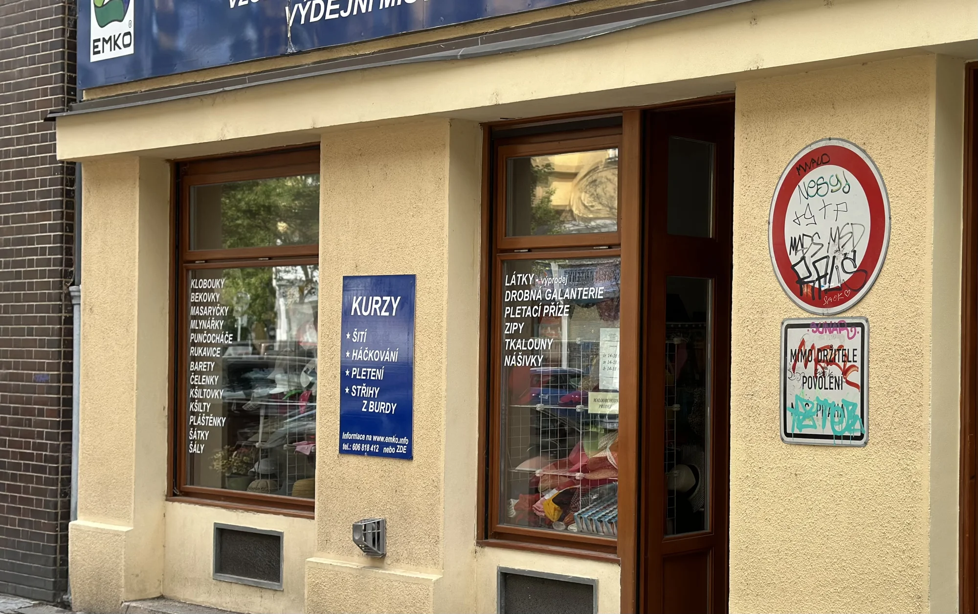 Naučte se tvořit jako profík: kurz šití, pletení nebo háčkování