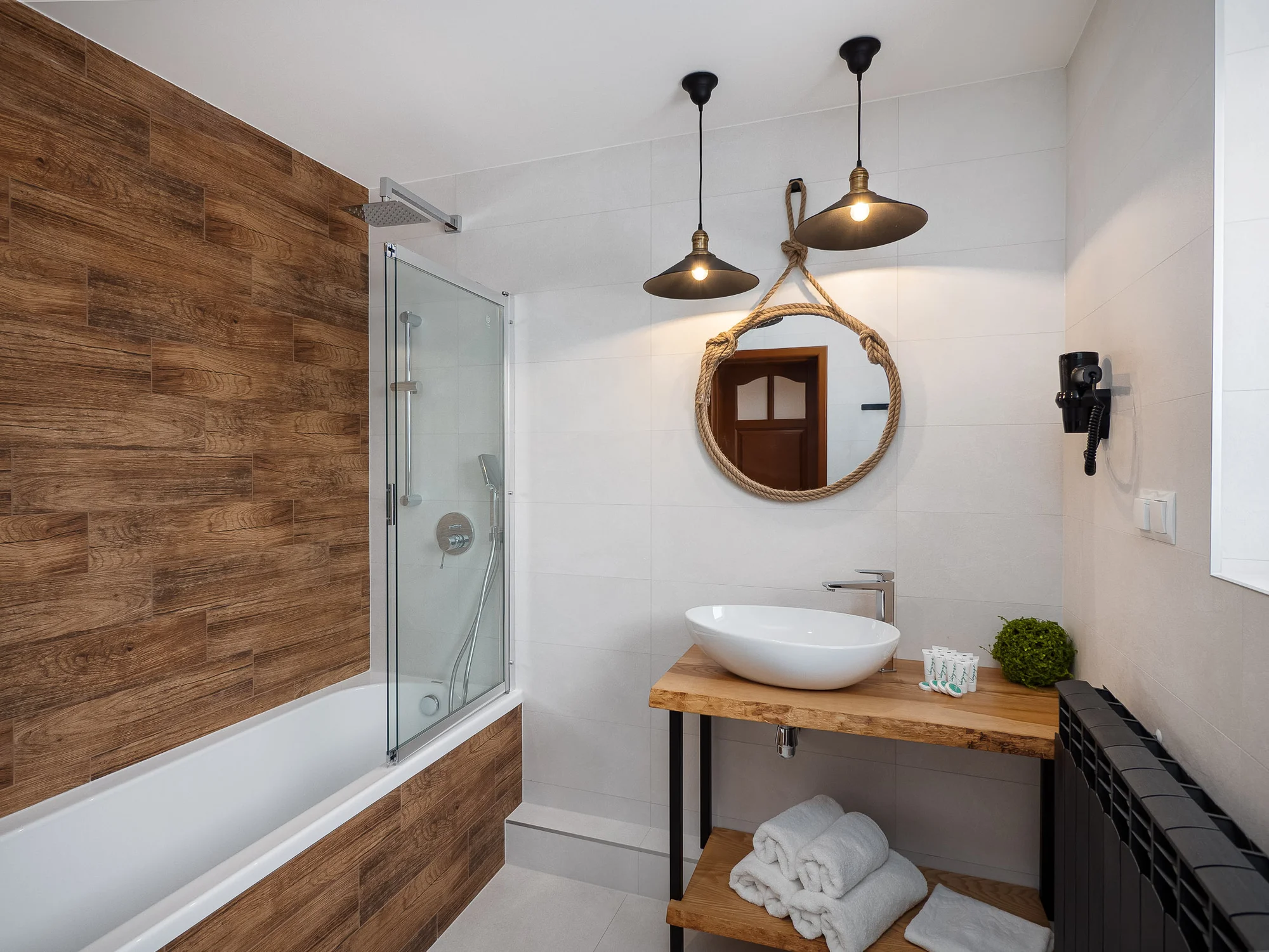 Lesní apartmány blízko aquaparku Terma Bania: privátní wellness, snídaně a slevy na zábavu