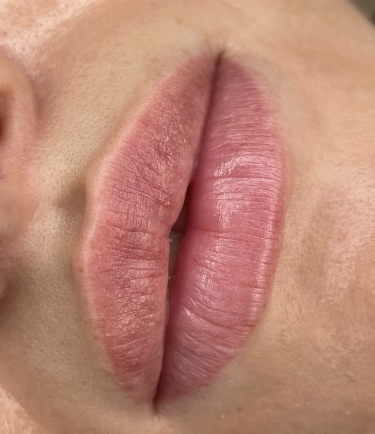 Laminace obočí i permanentní make-up obočí, linek a rtů