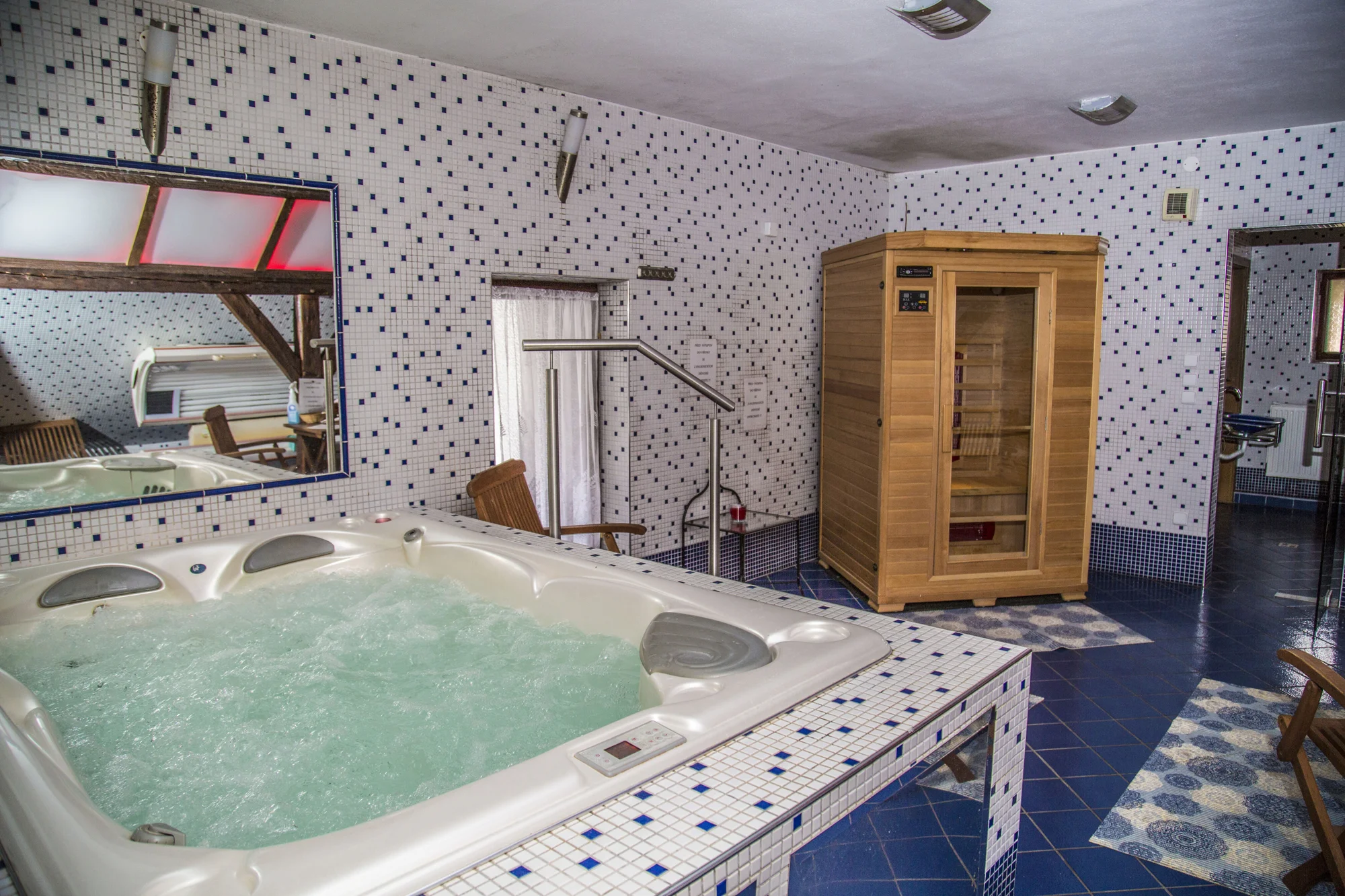 Romantika nebo rodinná pohoda v Rožmberku: jídlo, privátní wellness i prohlídka pivovar