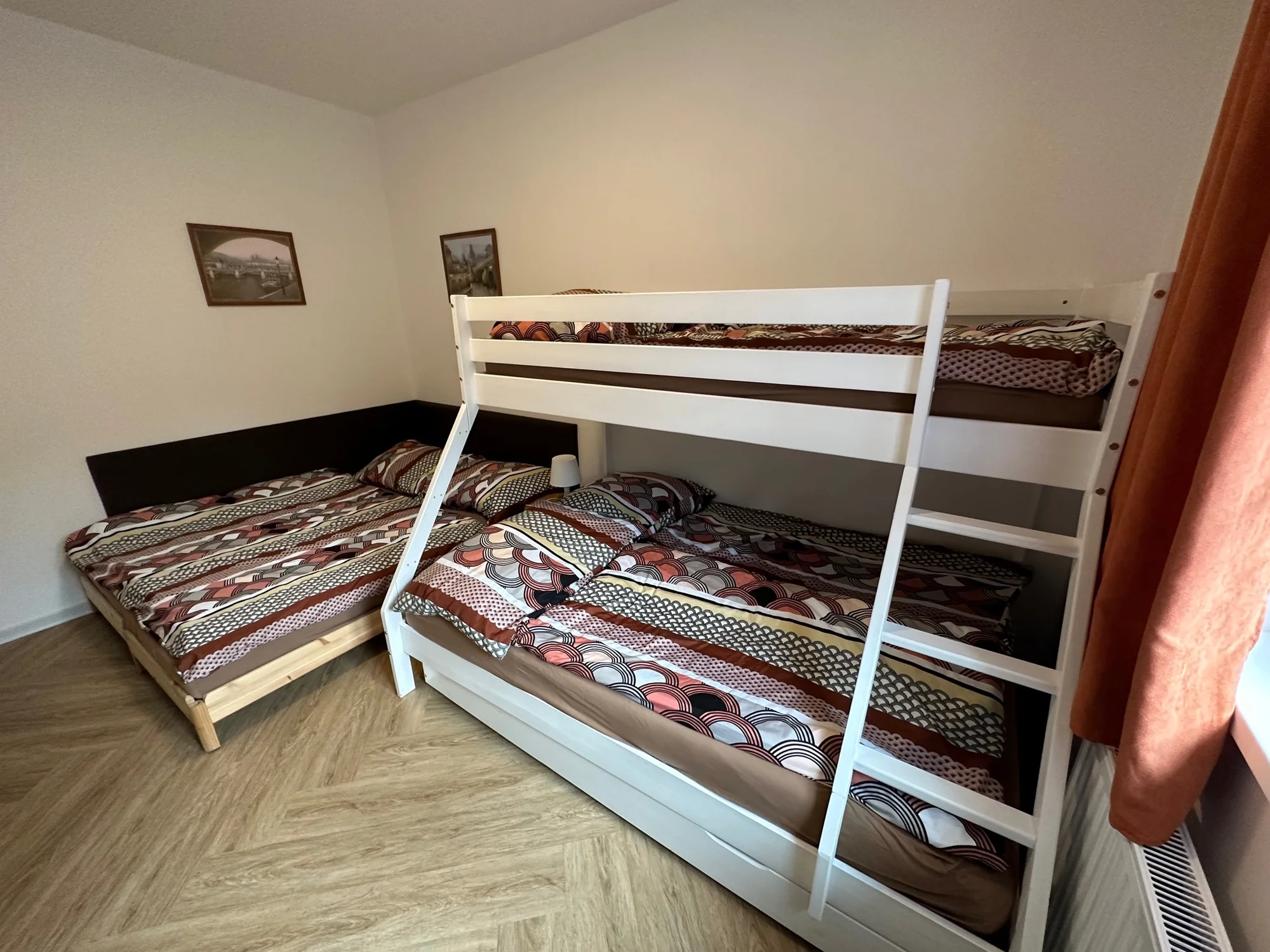 Dovolená v Krkonoších: plně vybavené apartmány v Černém Dole až pro 10 osob