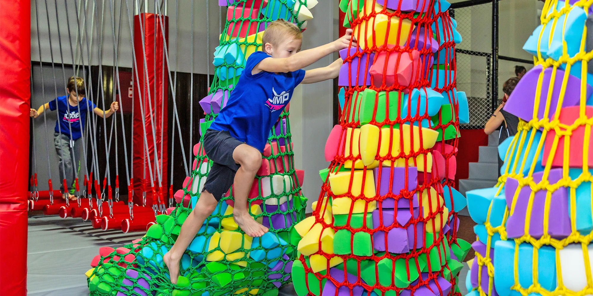 Trampolínový ráj se spoustou atrakcí: 1 nebo 2 hodiny pro malé i velké