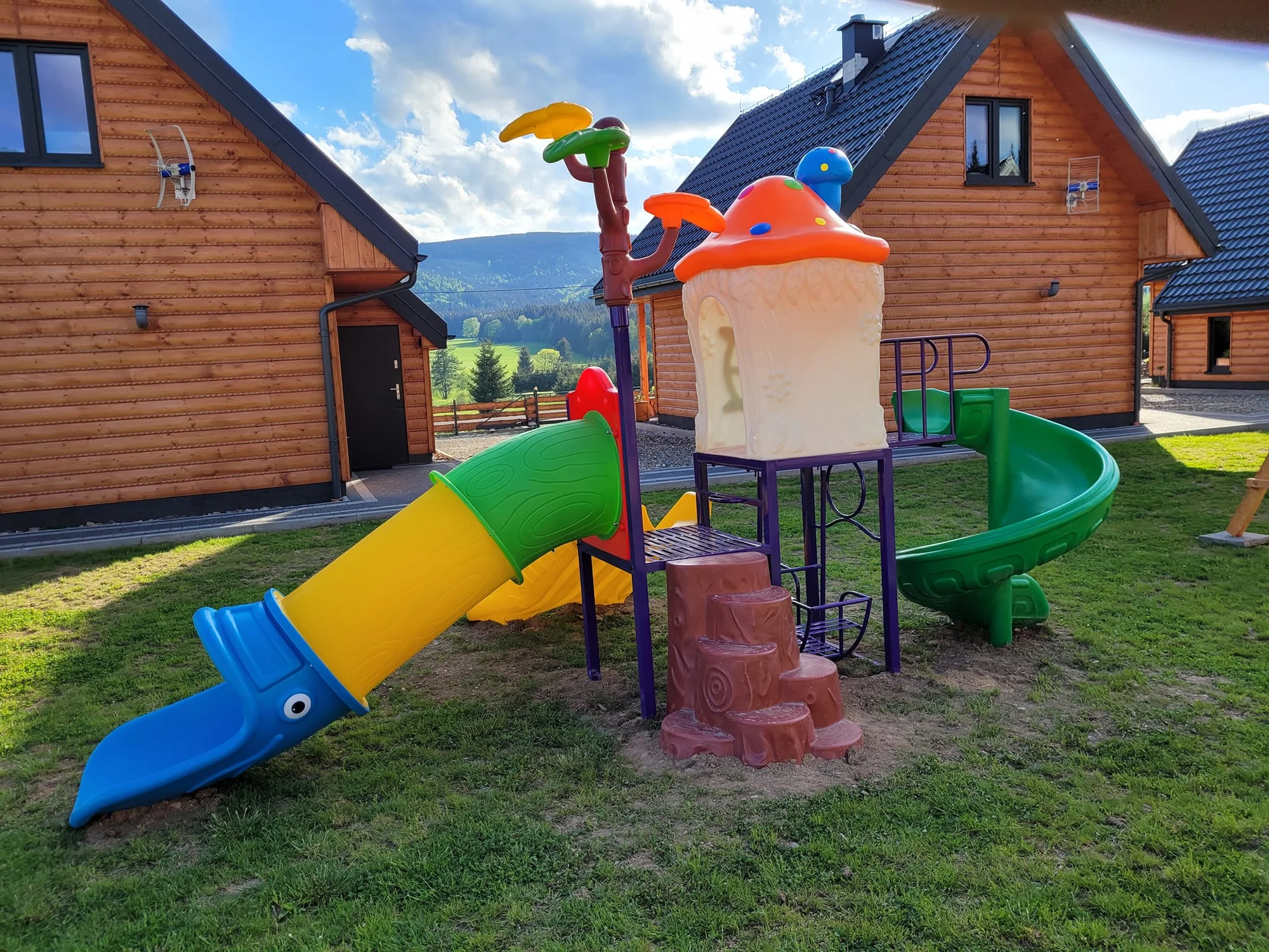 Luxusní chata v Kladské kotlině až pro 8 osob: kuchyňka, gril i sauna