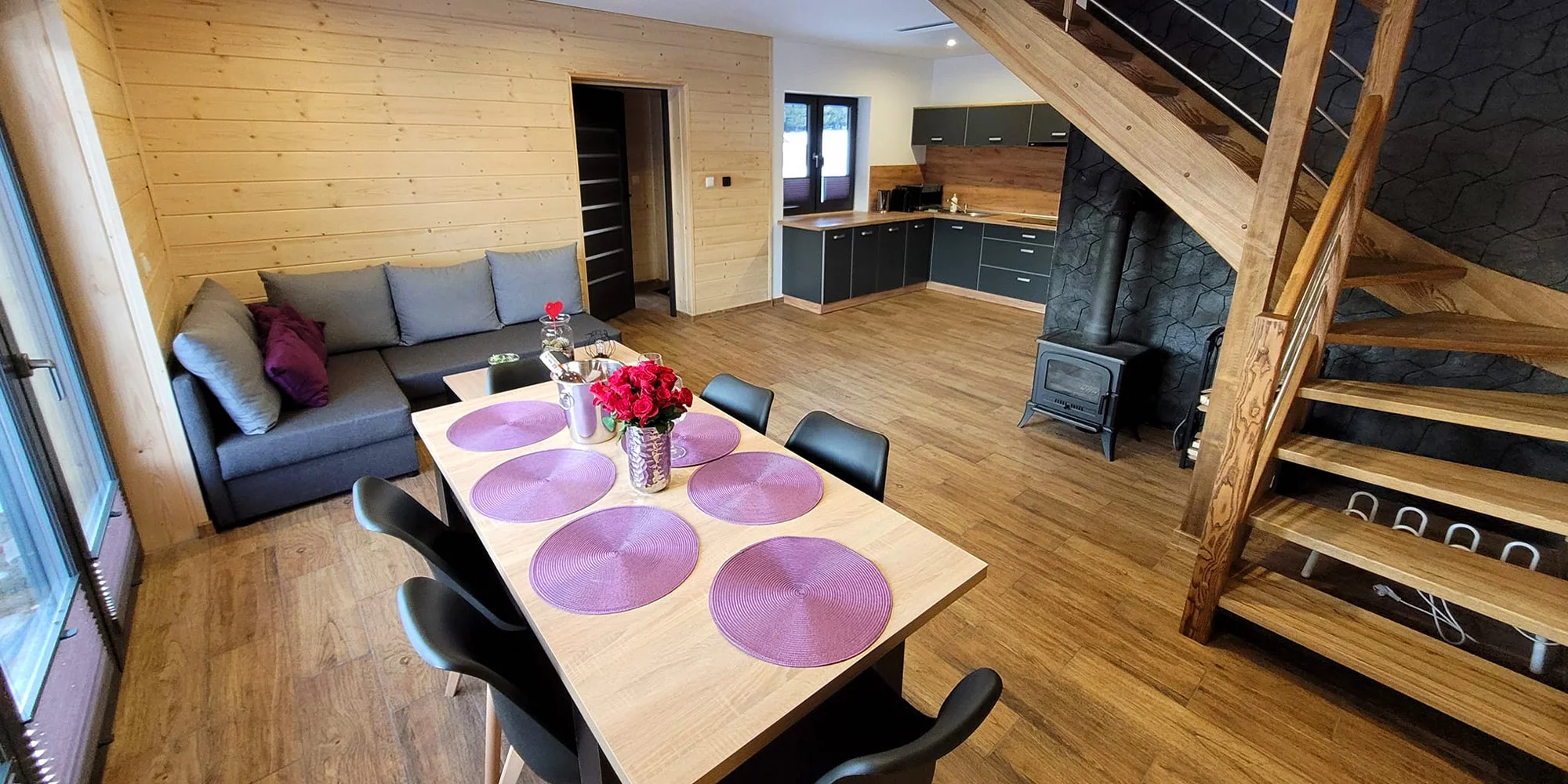 Luxusní chata v Kladské kotlině až pro 8 osob: kuchyňka, gril i sauna