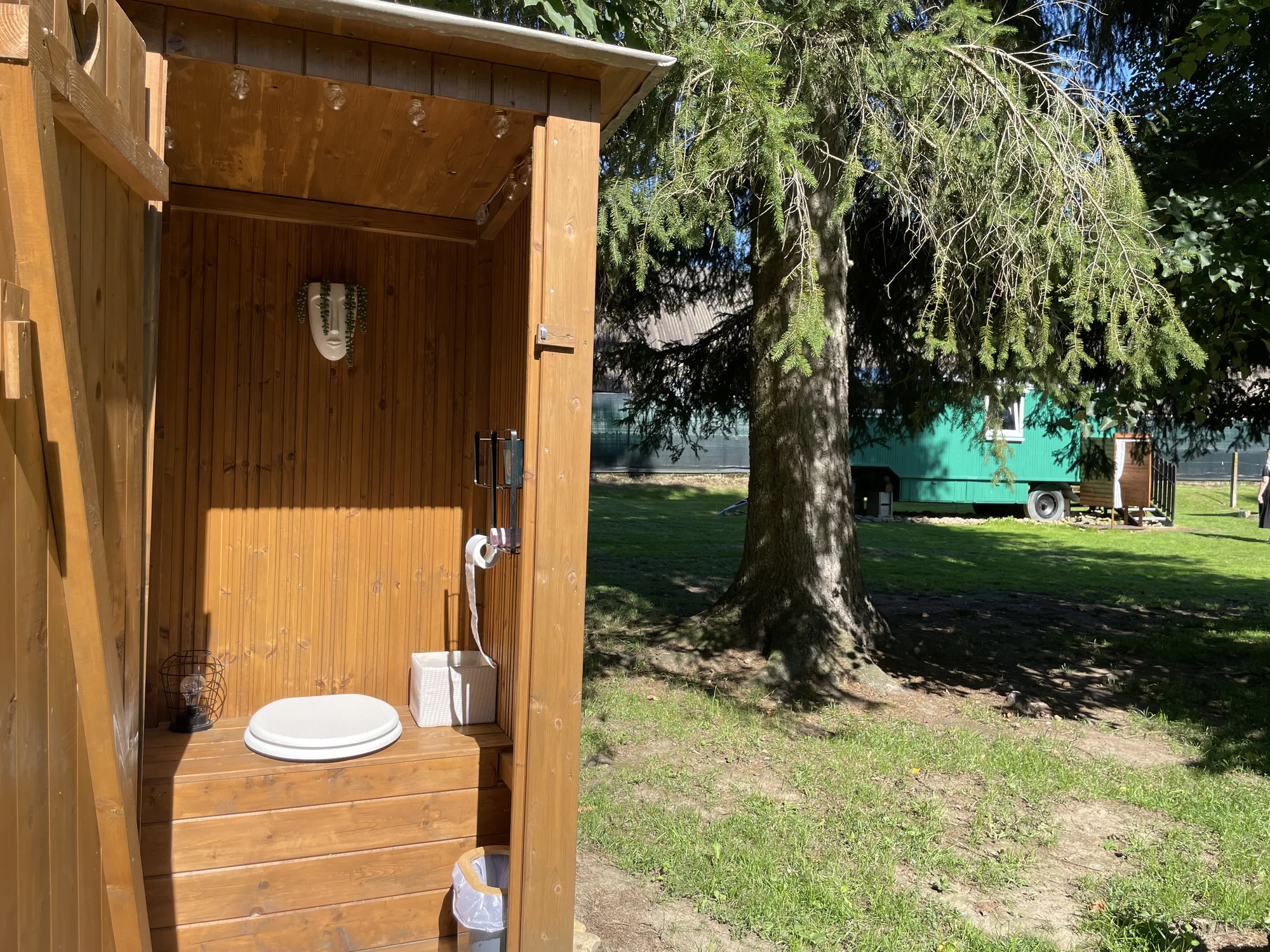 Romantika i dobrodružství: ubytování v krásné maringotce v jižních Čechách až pro 4 osoby