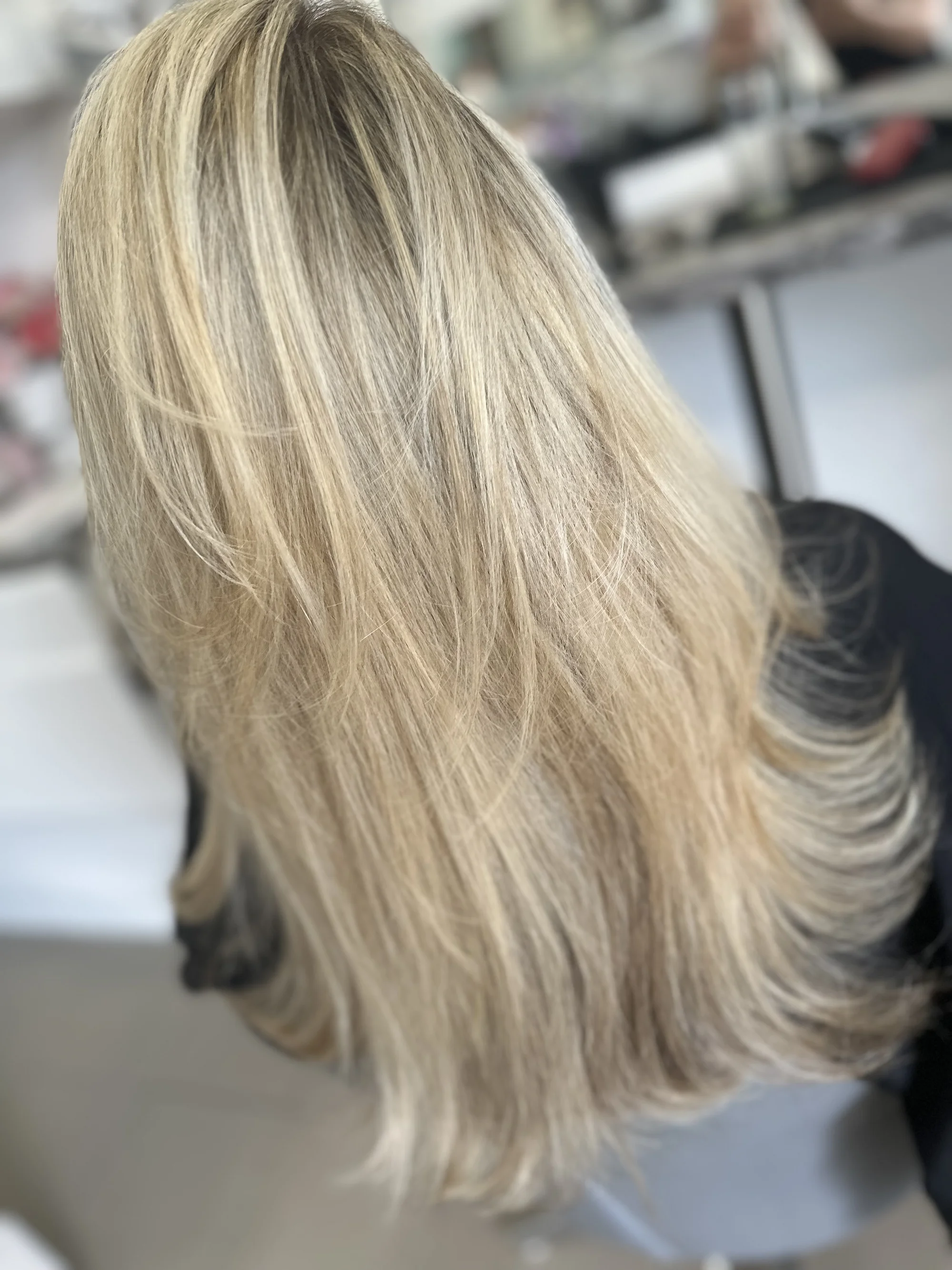 Kadeřnický balíček: balayage, střih a regenerace pro jakoukoliv délku vlasů