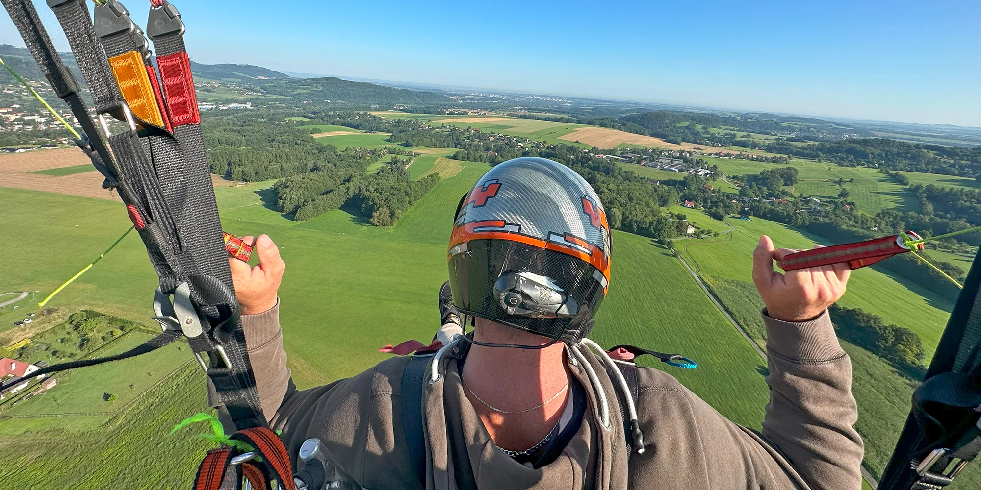 BožíLet na paraglidingové motorové tříkolce: 10–30 min. letu i sestříhané video
