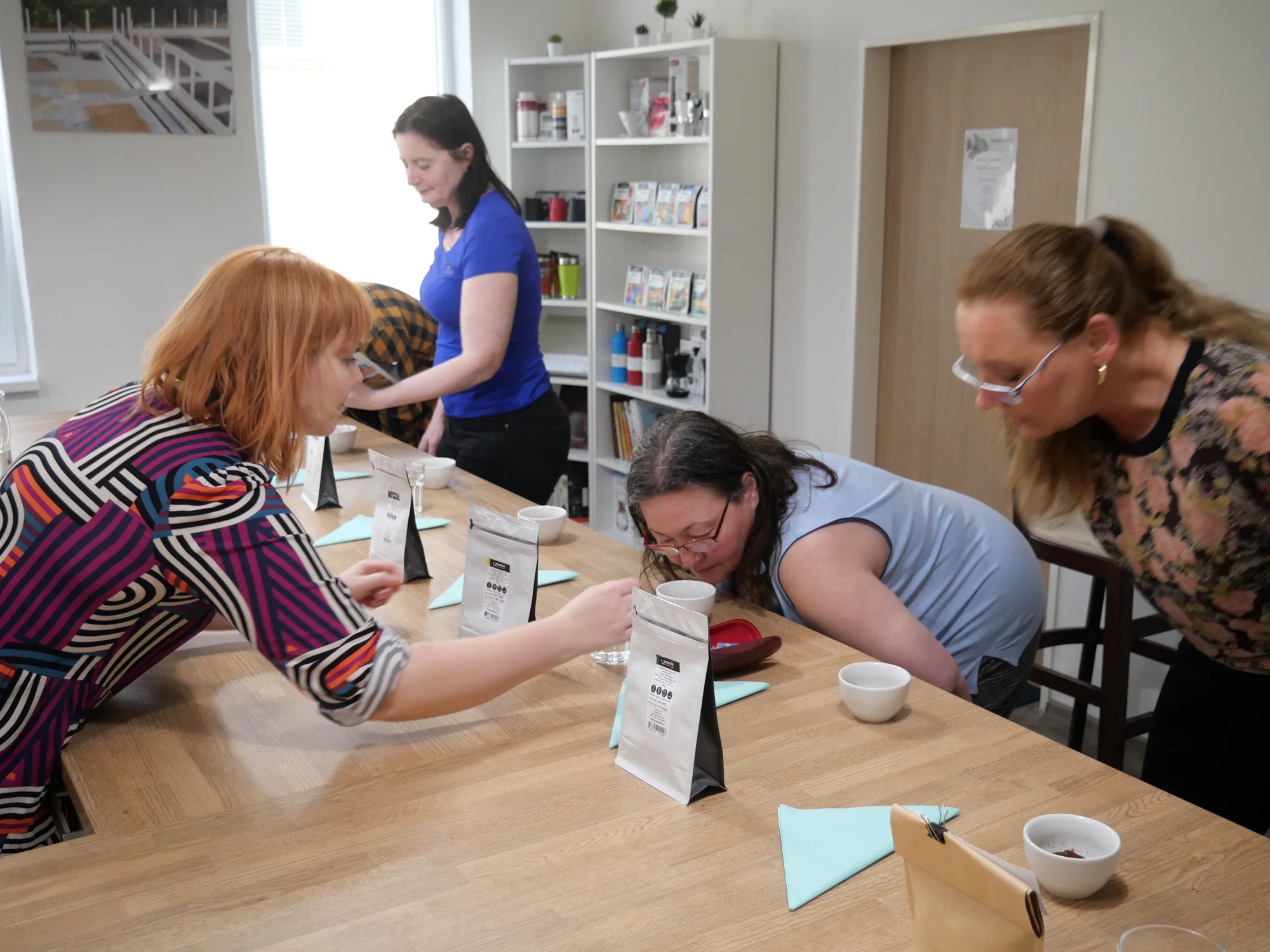 Cupping pro 1-4 osoby: ochutnejte různé kávy a poznejte jejich cestu z plantáže až do vašeho šálku
