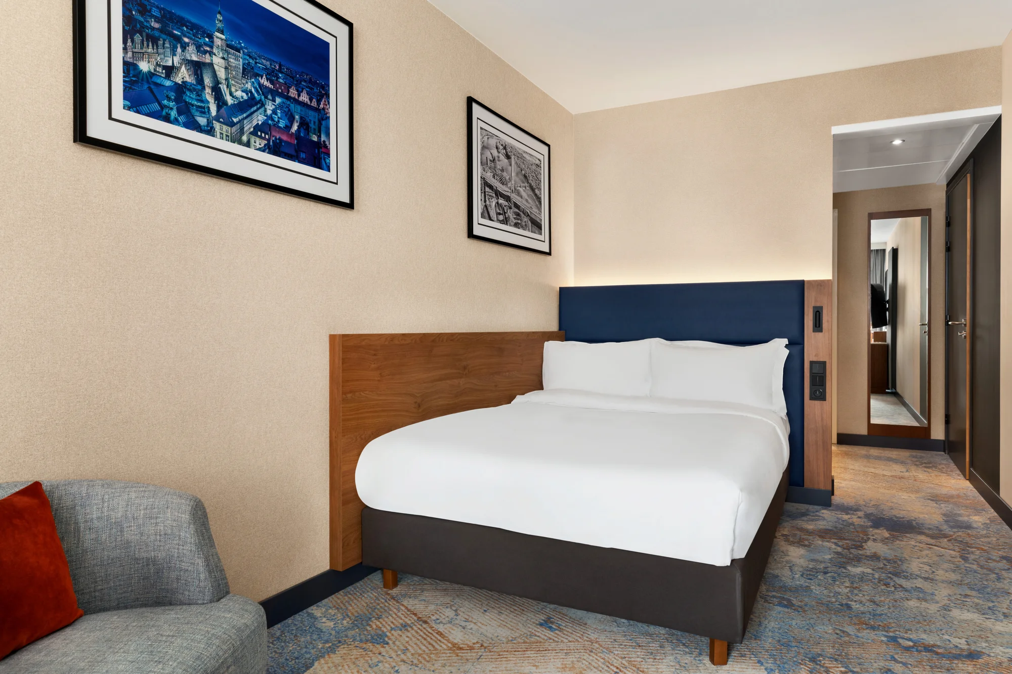 Moderní hotel v srdci Starého Města ve Wrocławi: pobyt se snídaní a welcome drinkem