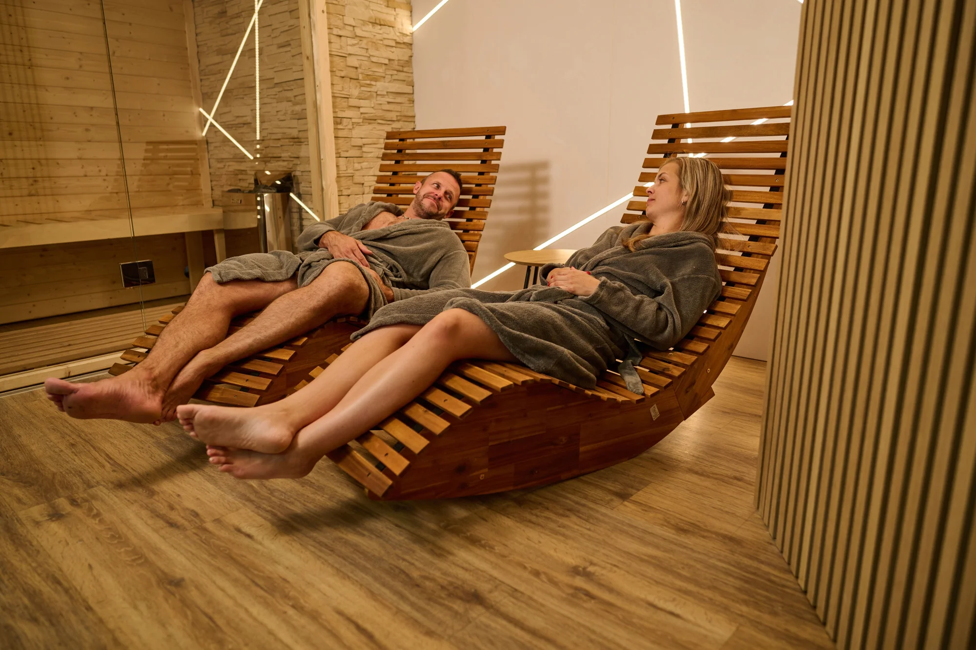 90minutový relax pro 2-4 osoby: privátní pivní lázeň, prohřívací kabina i občerstvení, pivní sůl a pěna jako dárek