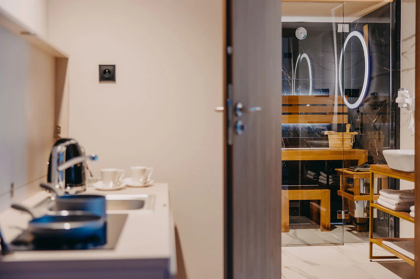 Świeradów-Zdrój: krásné apartmány, moderní wellness a snídaně nebo polopenze