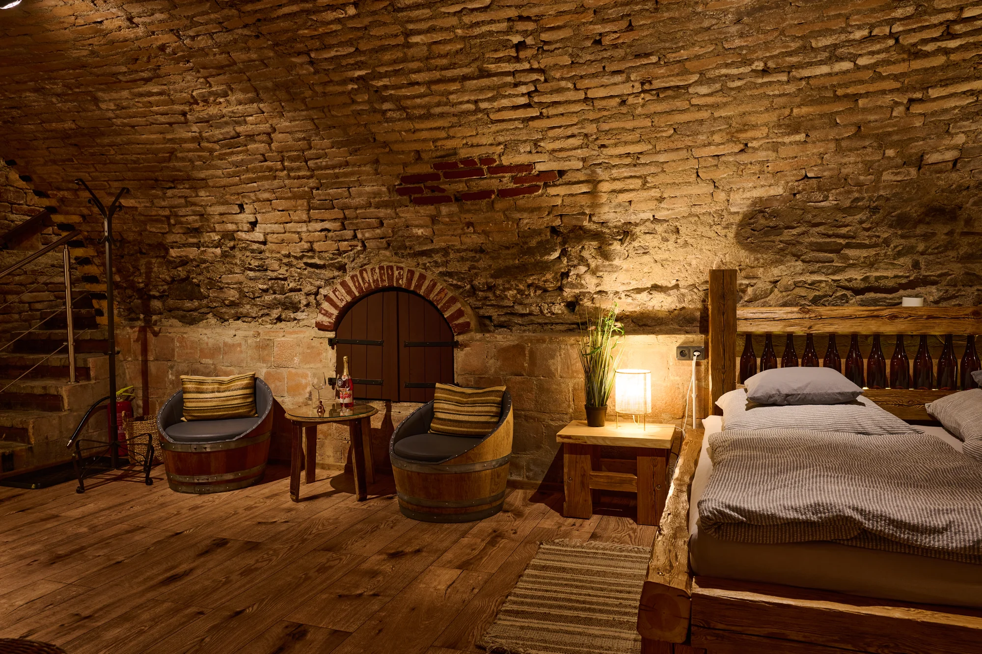 Pobyt v historickém centru Znojma: sklepní apartmán s privátním wellness a sektem