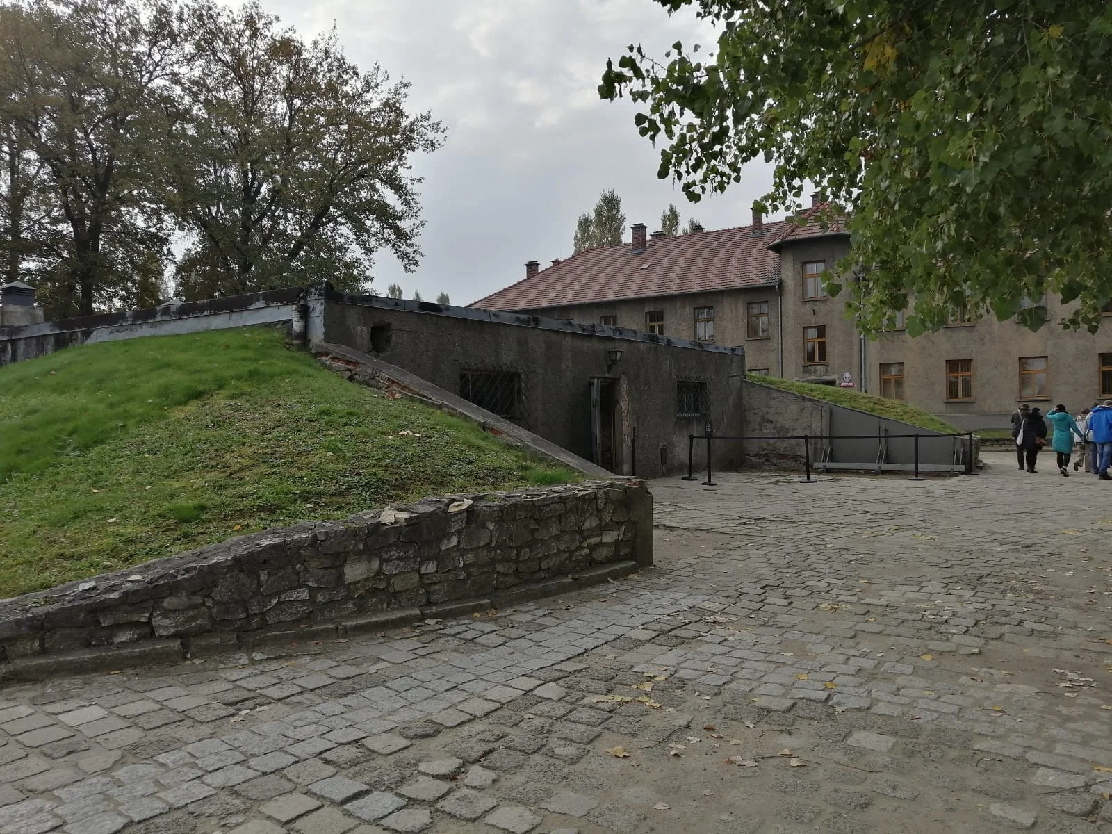 Celodenní prohlídka Osvětimi s průvodcem pro 1 nebo 2 osoby