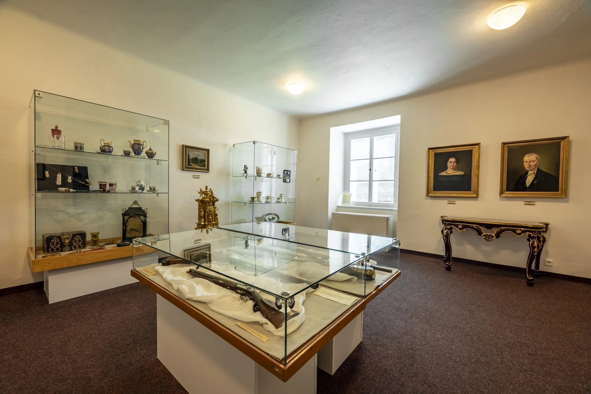 Objevte krásy a historii Dačic: komentovaná prohlídka města se vstupem do městského muzea