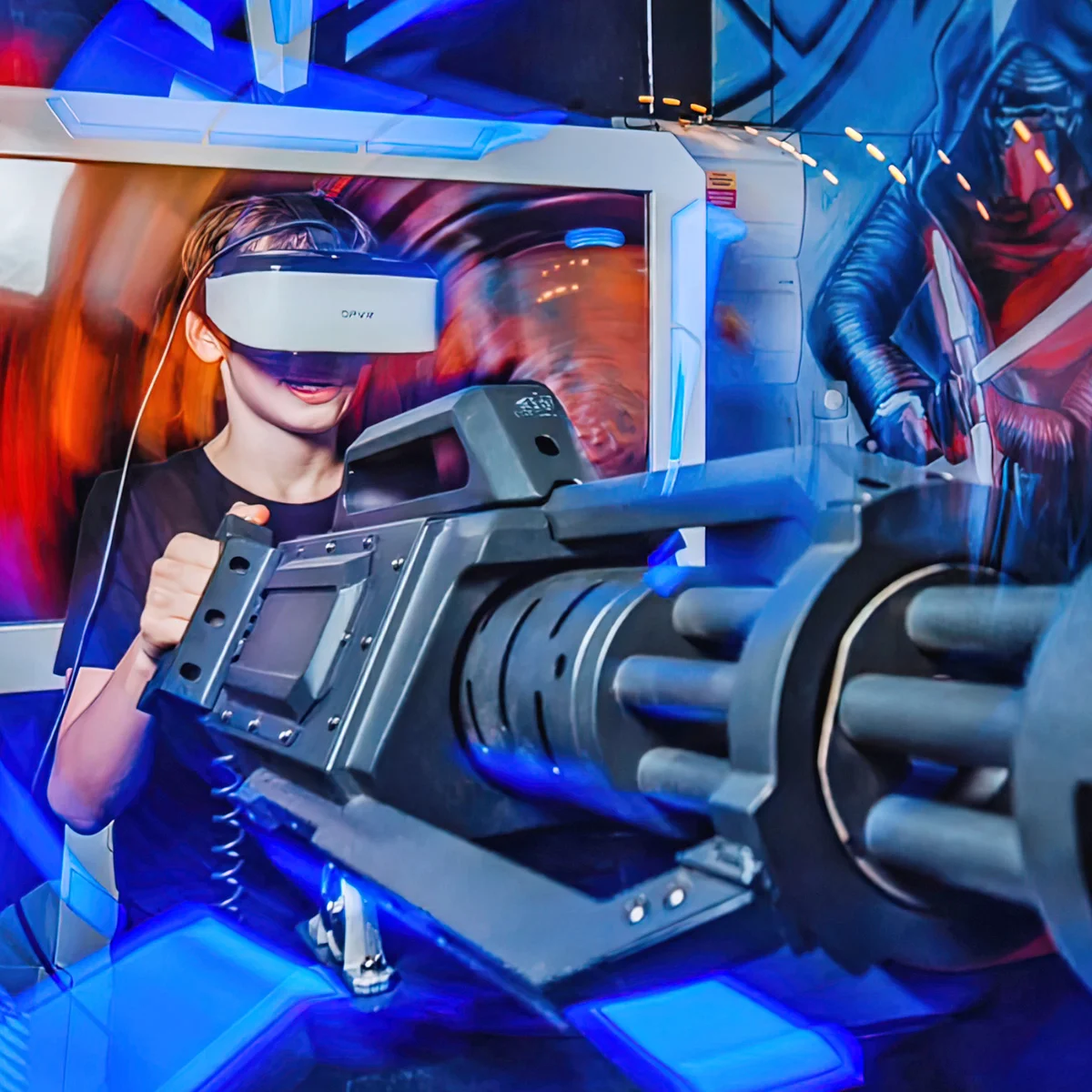 Novinka ve světě virtuální reality: otočný kulomet VR Machine Gun, 3 nebo 5 her