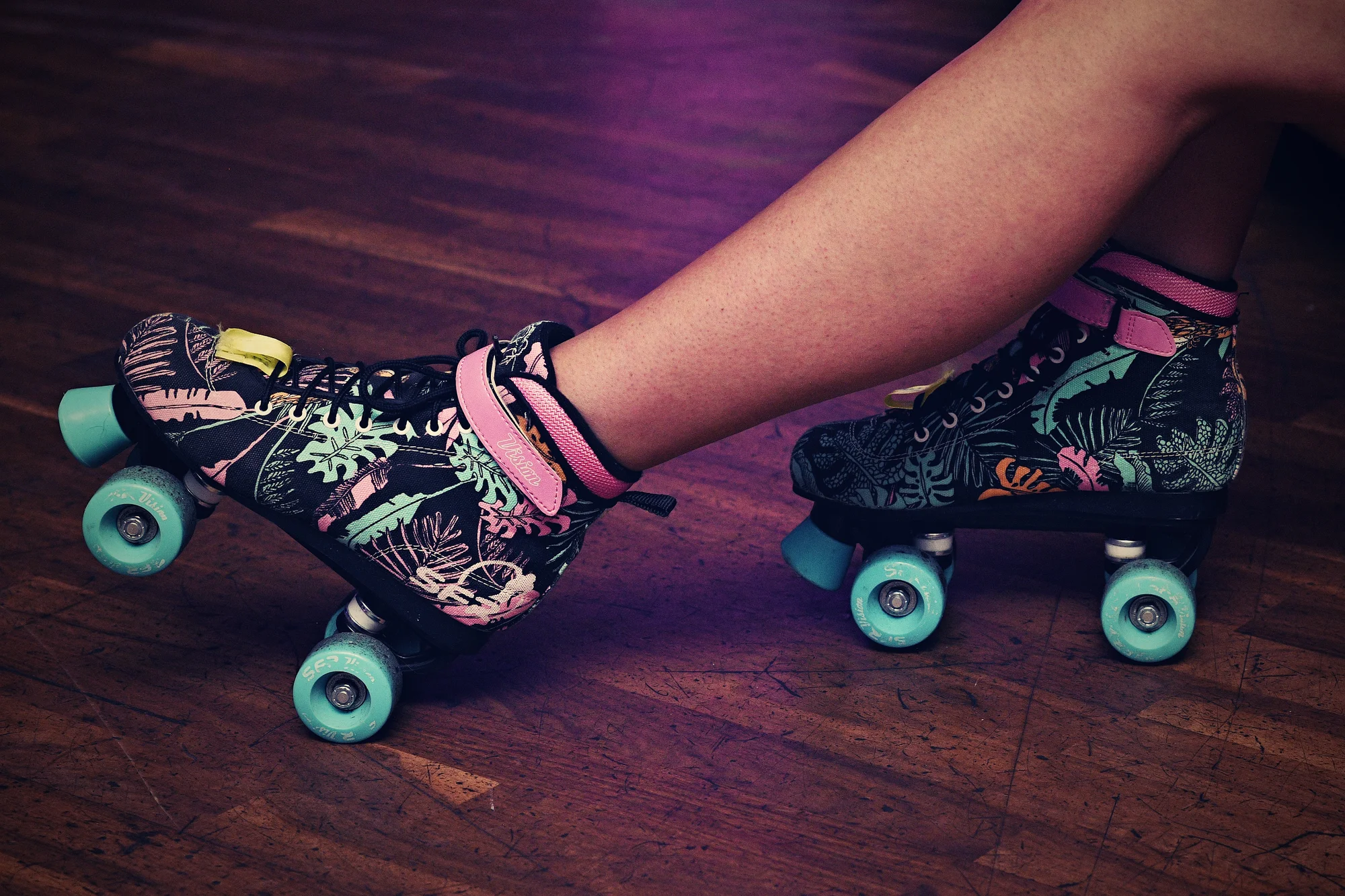 Roller Rink Prague: první americké bruslení v ČR, vstup s půjčením bruslí i popcornem a nápojem