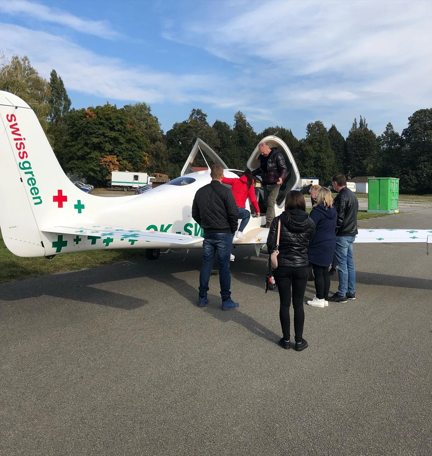 Pilotem luxusního letounu Cirrus SR 20 na zkoušku a letenka pro 2 další pasažéry