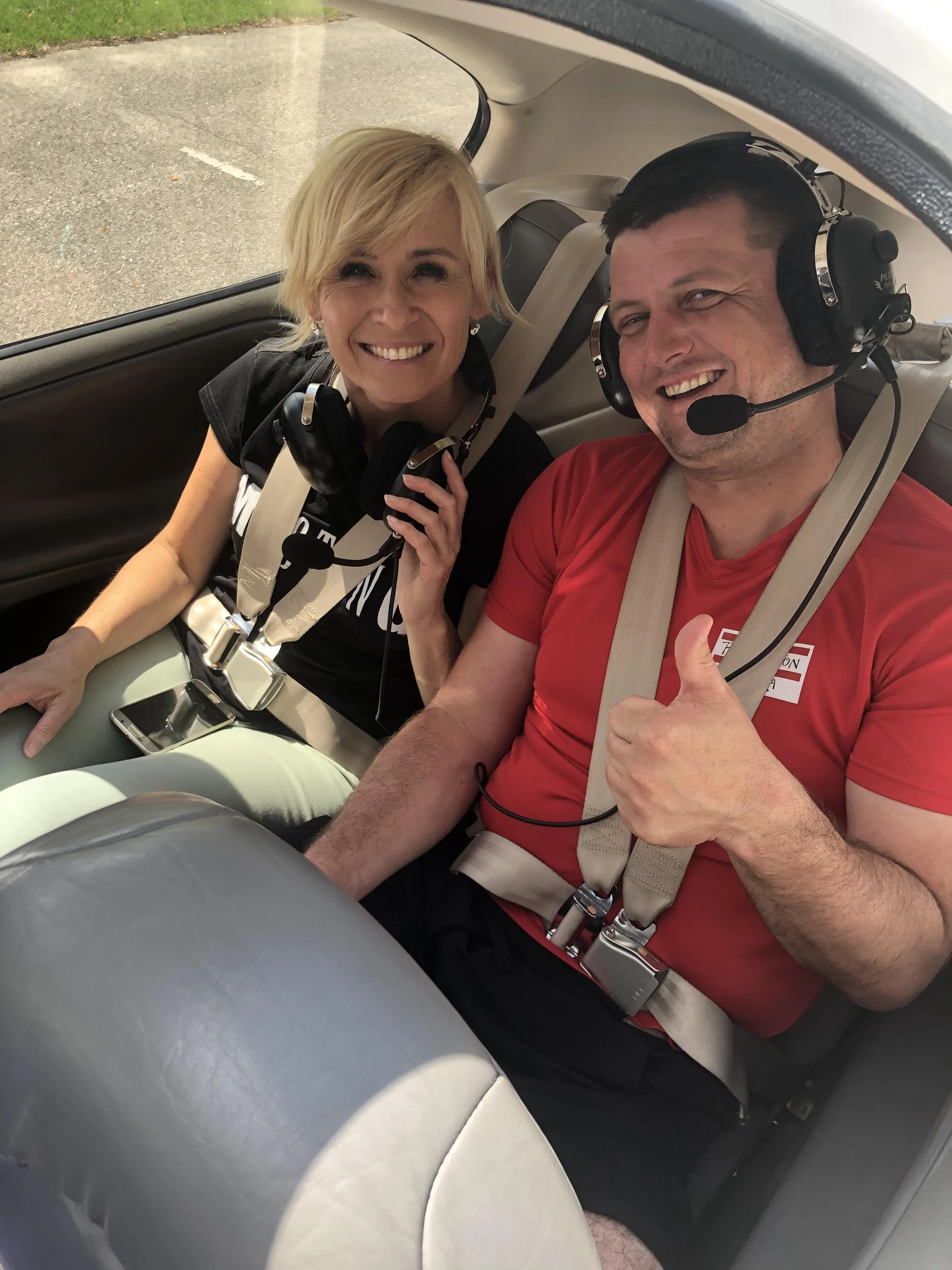 Pilotem luxusního letounu Cirrus SR 20 na zkoušku a letenka pro 2 další pasažéry