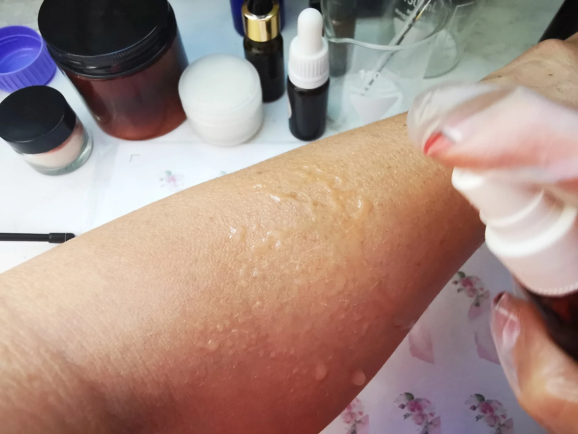 Workshop výroby přírodní kosmetiky: odličovač, peeling, sérum i parfém a mnoho dalšího