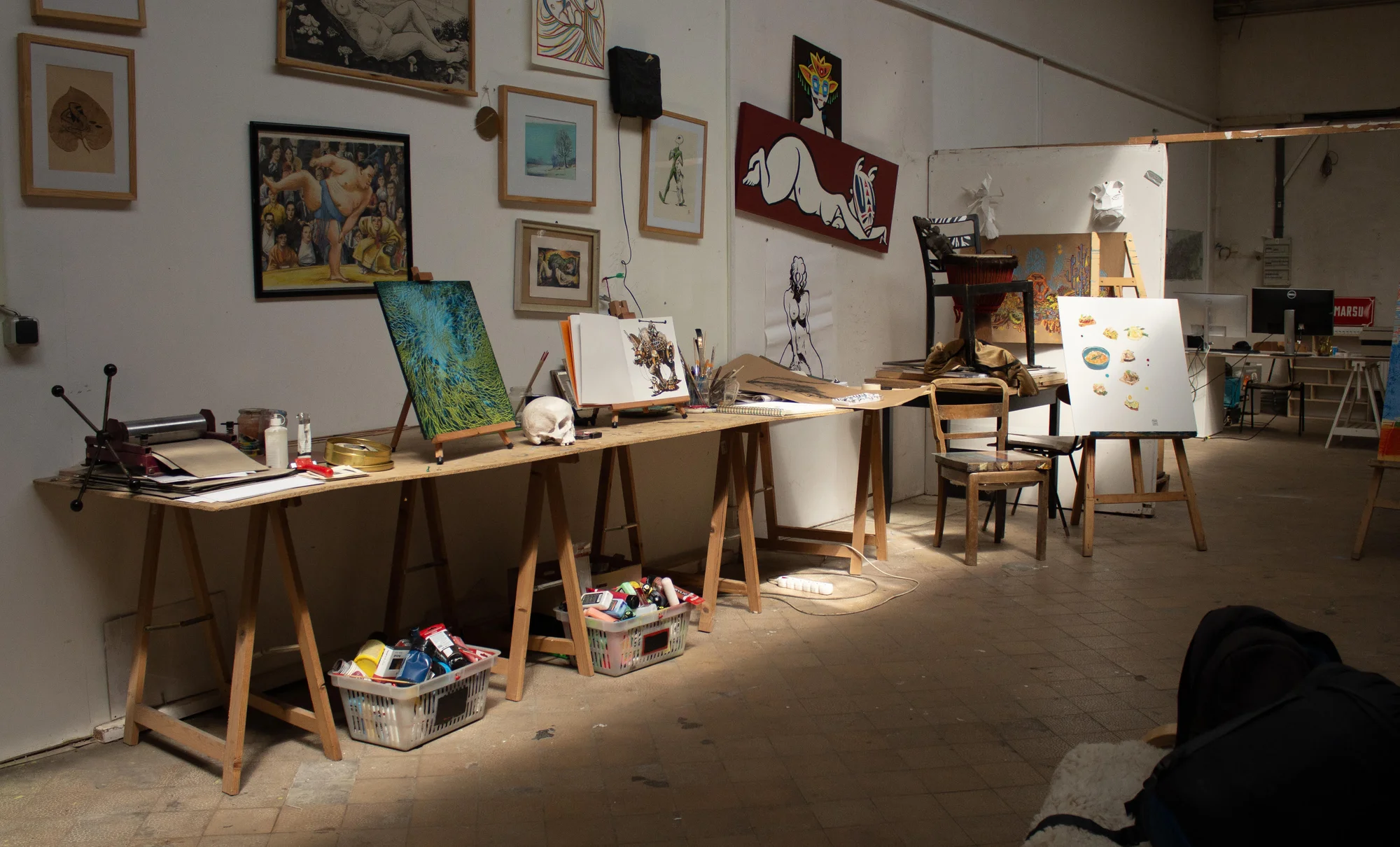 3hodinový workshop malování s profesionální kolumbijskou malířkou pro 1 i 2 osoby
