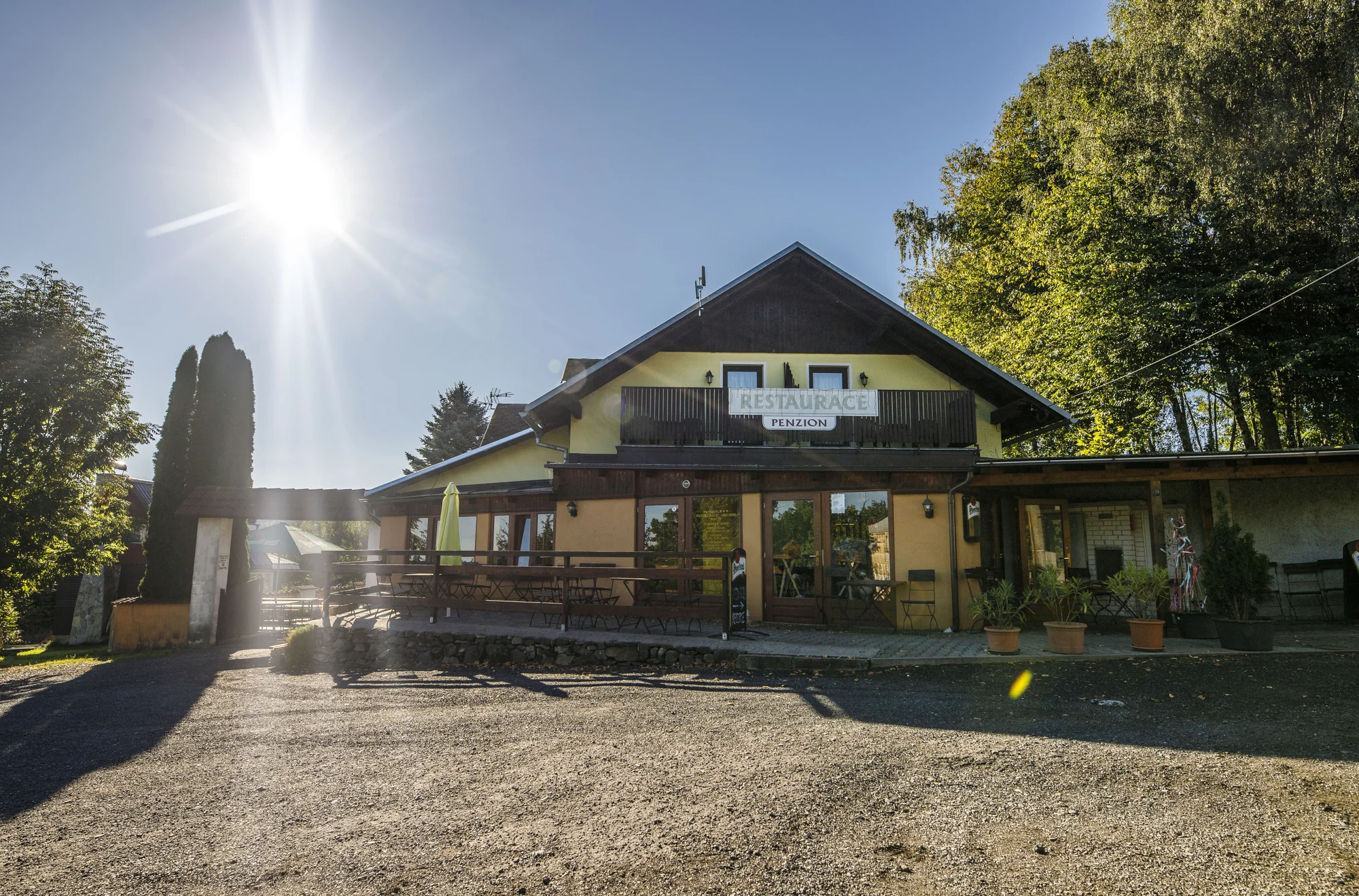 Za krásami Šumavy: penzion s polopenzí a wellness i zábavou