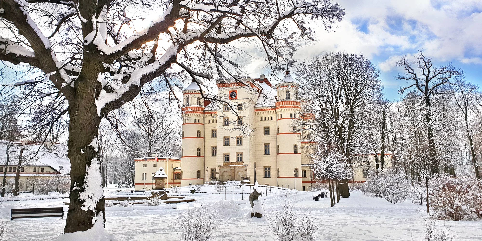 Pohádkový wellness pobyt na zámku Wojanów