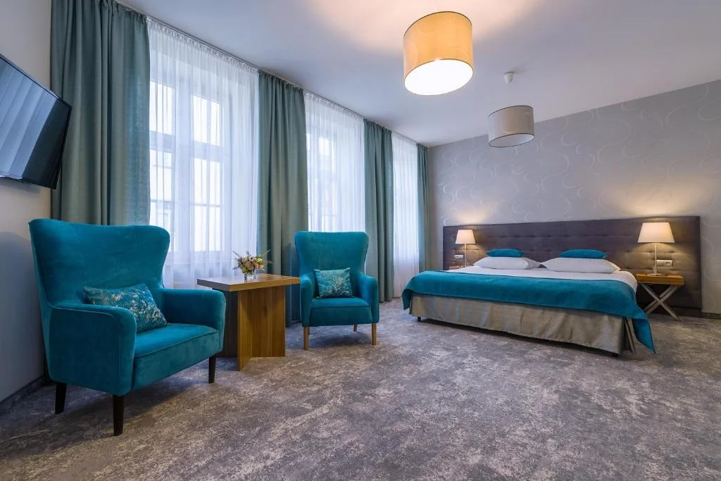 Pobyt se snídaní v samém srdci Vratislavi: ubytování v moderním hotelu pro jednoho, pár i rodinu