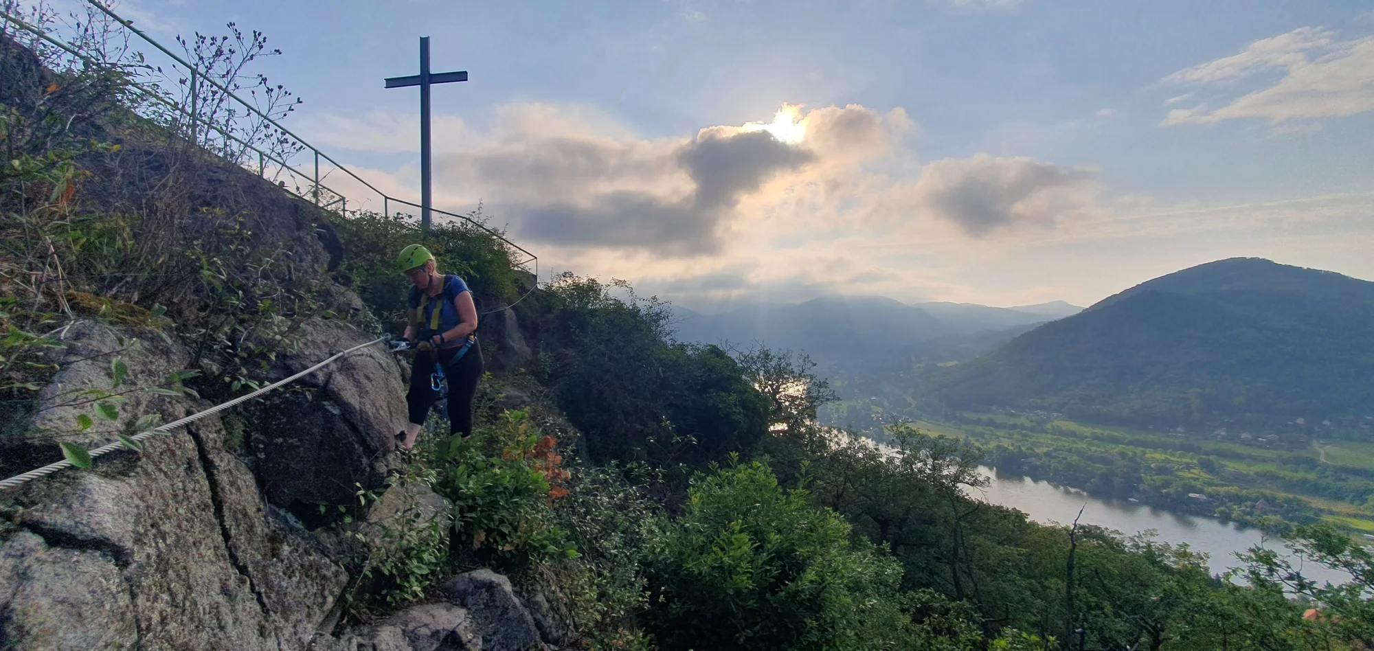 Via Ferrata: lezení po zajištěné cestě na Mlynářův kámen u Dubiček pro 1–3 osoby
