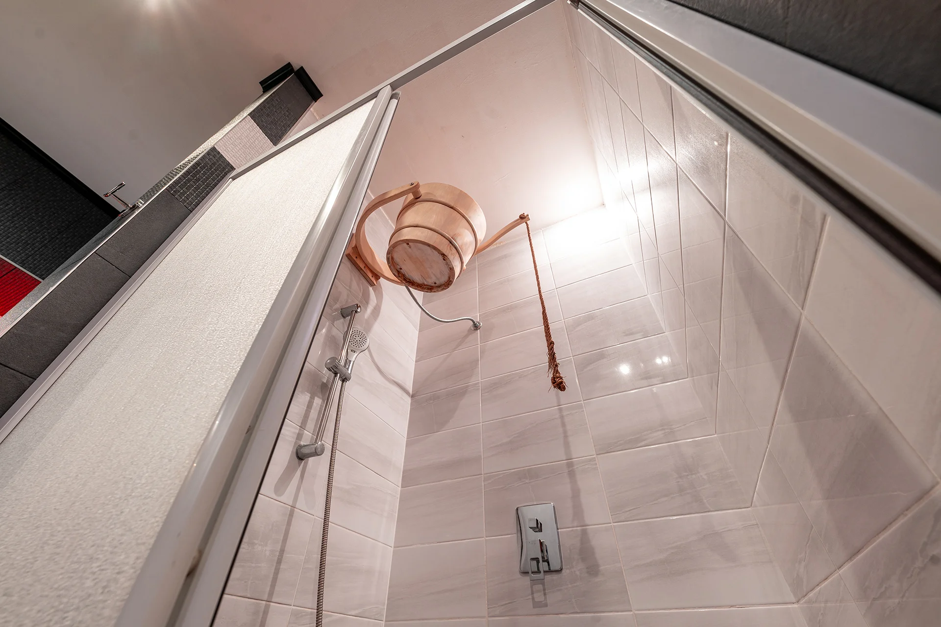 Privátní wellness pro 2 osoby: 120 minut, finská sauna a vířivka i varianty se sektem