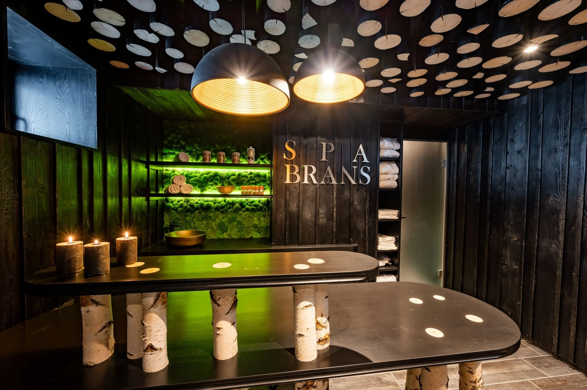 Pětichodové menu s panenkou a rump steakem i relaxace ve wellness pro 2 osoby