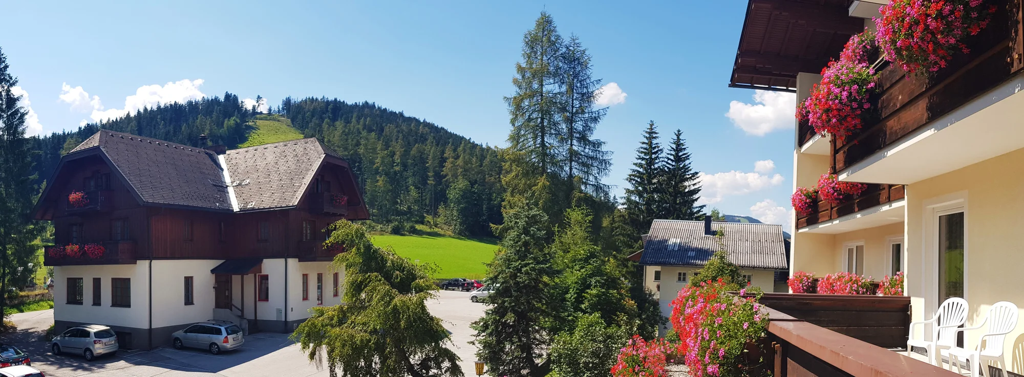 Dovolená na Dachsteinu: jídlo, bazén a sauna, slevová karta a 2 děti zdarma