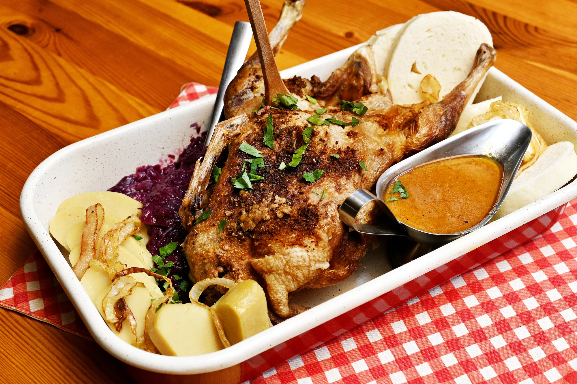 Otevřený voucher do restaurace Kovářská u O2 arény: 500–2000 Kč na jídlo i nápoje