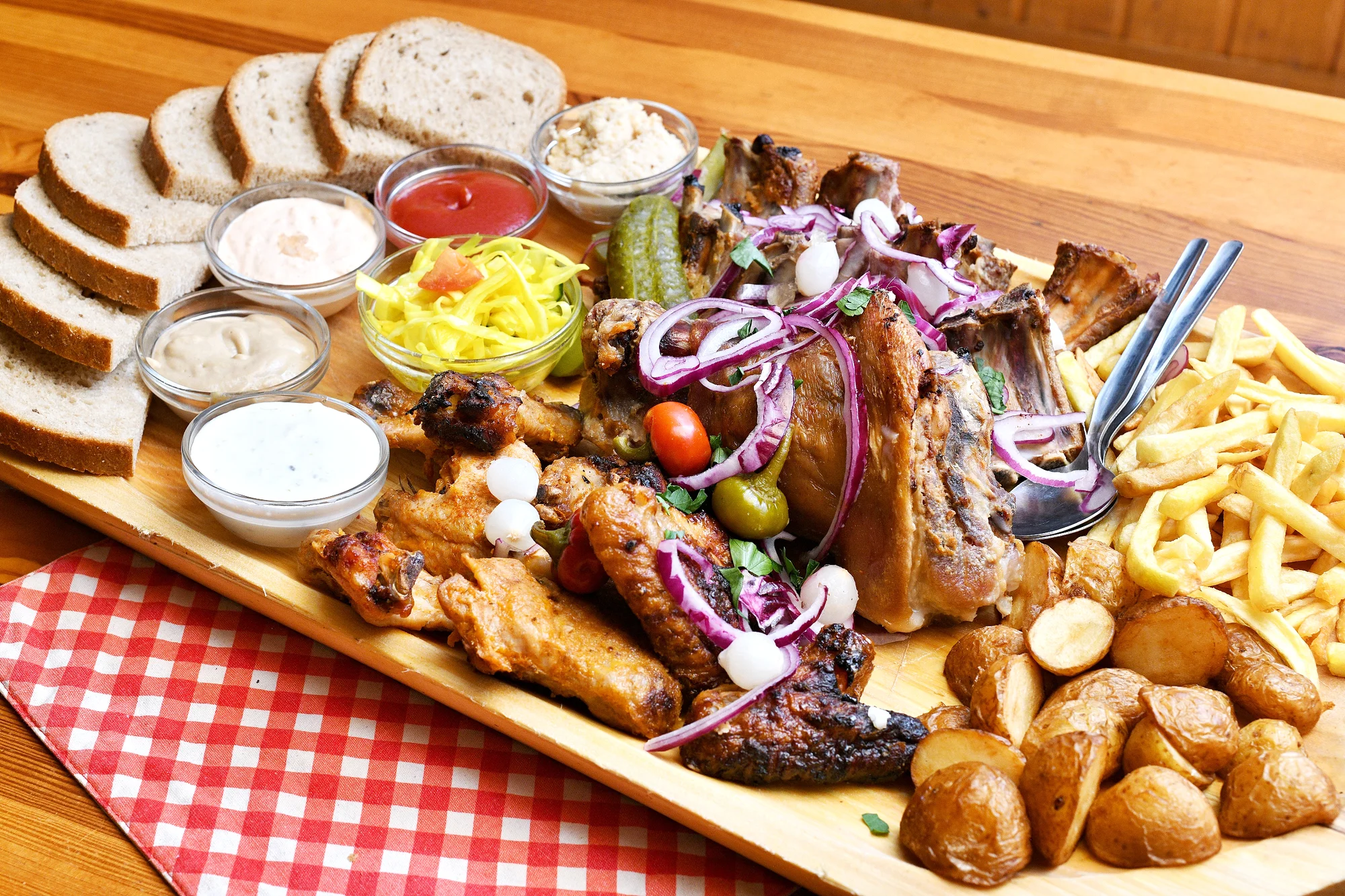 Otevřený voucher do restaurace Kovářská u O2 arény: 500–2000 Kč na jídlo i nápoje
