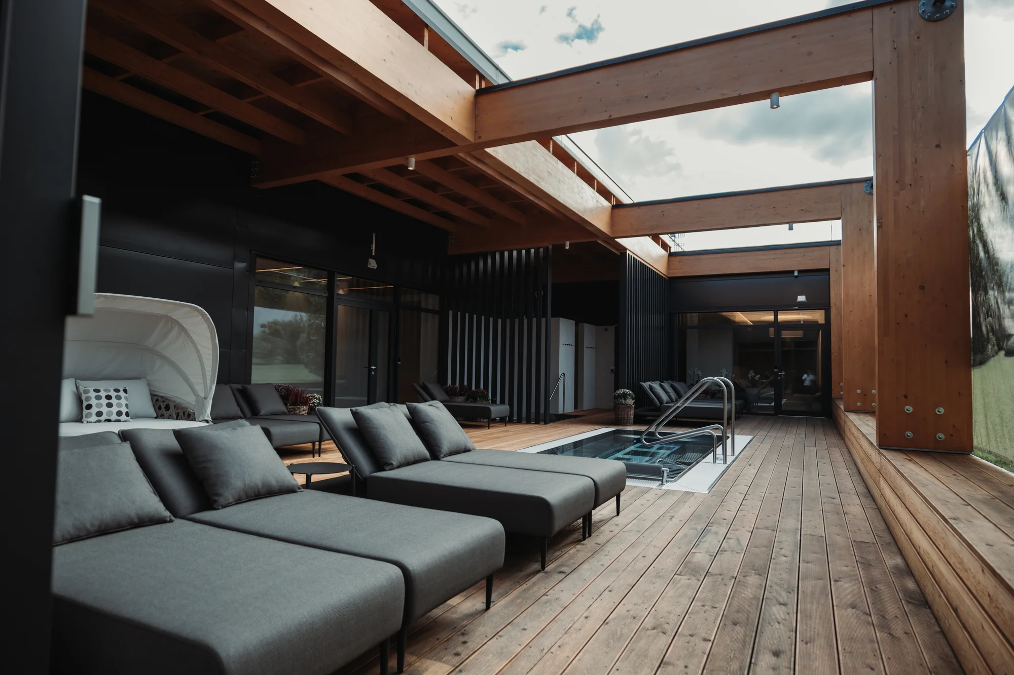 Relax v srdci Valašska: 120 min. wellness vč. masáže i voucheru do restaurace