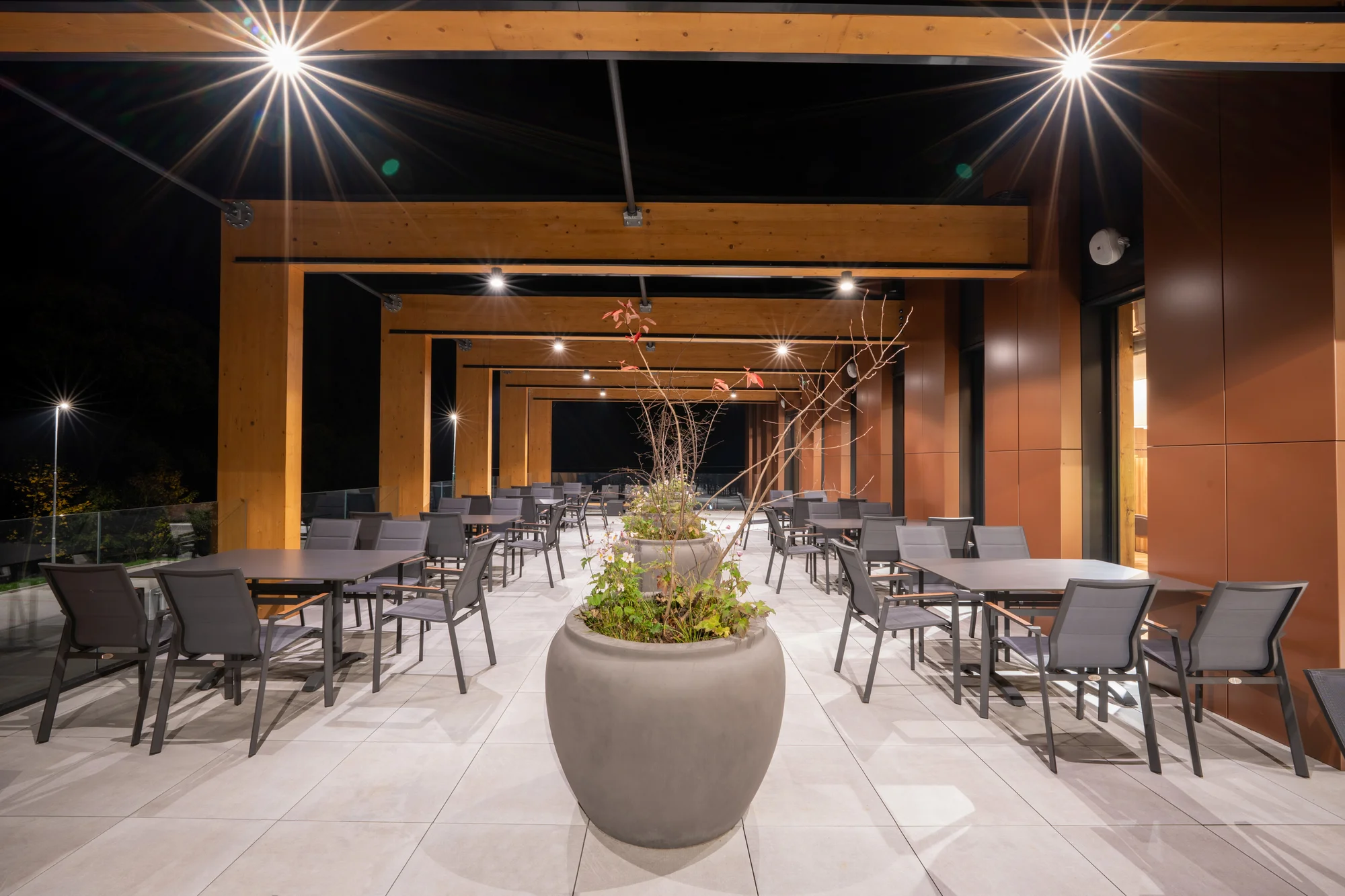 Moderní resort v Beskydech nedaleko Vsetína: snídaně, pobyt s večeří i neomezeným wellness