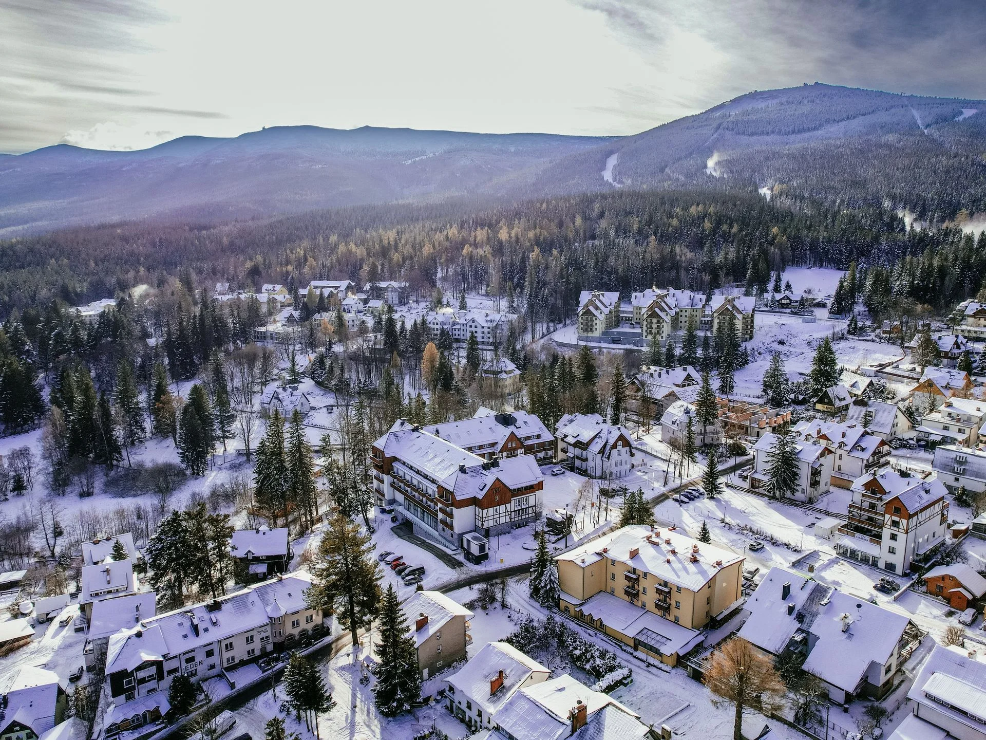 Moderní hotel ve Sklářské Porubě v polských Krkonoších: neomezený wellness a polopenze