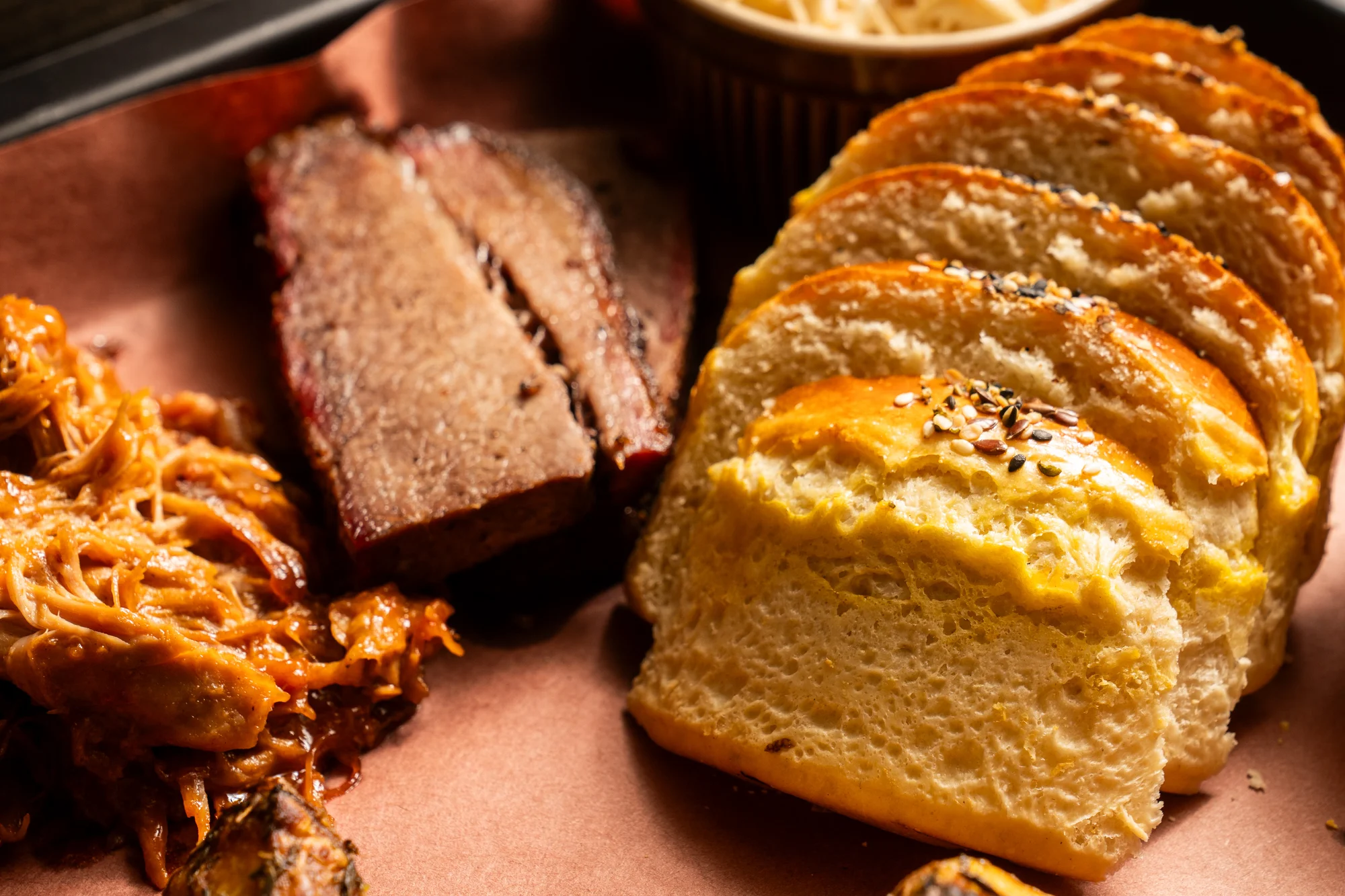 Otevřený voucher v hodnotě 1000-2000 Kč: skvěle hodnocený podnik s texaským barbecue