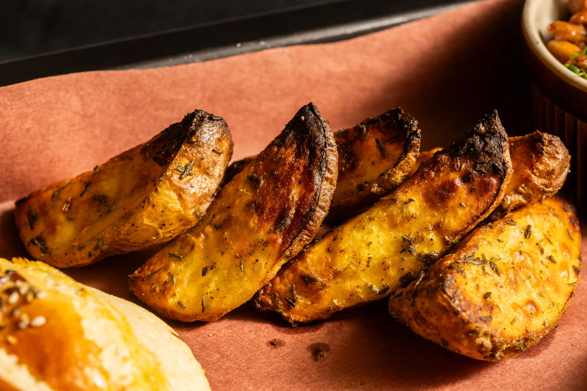 Otevřený voucher v hodnotě 1000-2000 Kč: skvěle hodnocený podnik s texaským barbecue