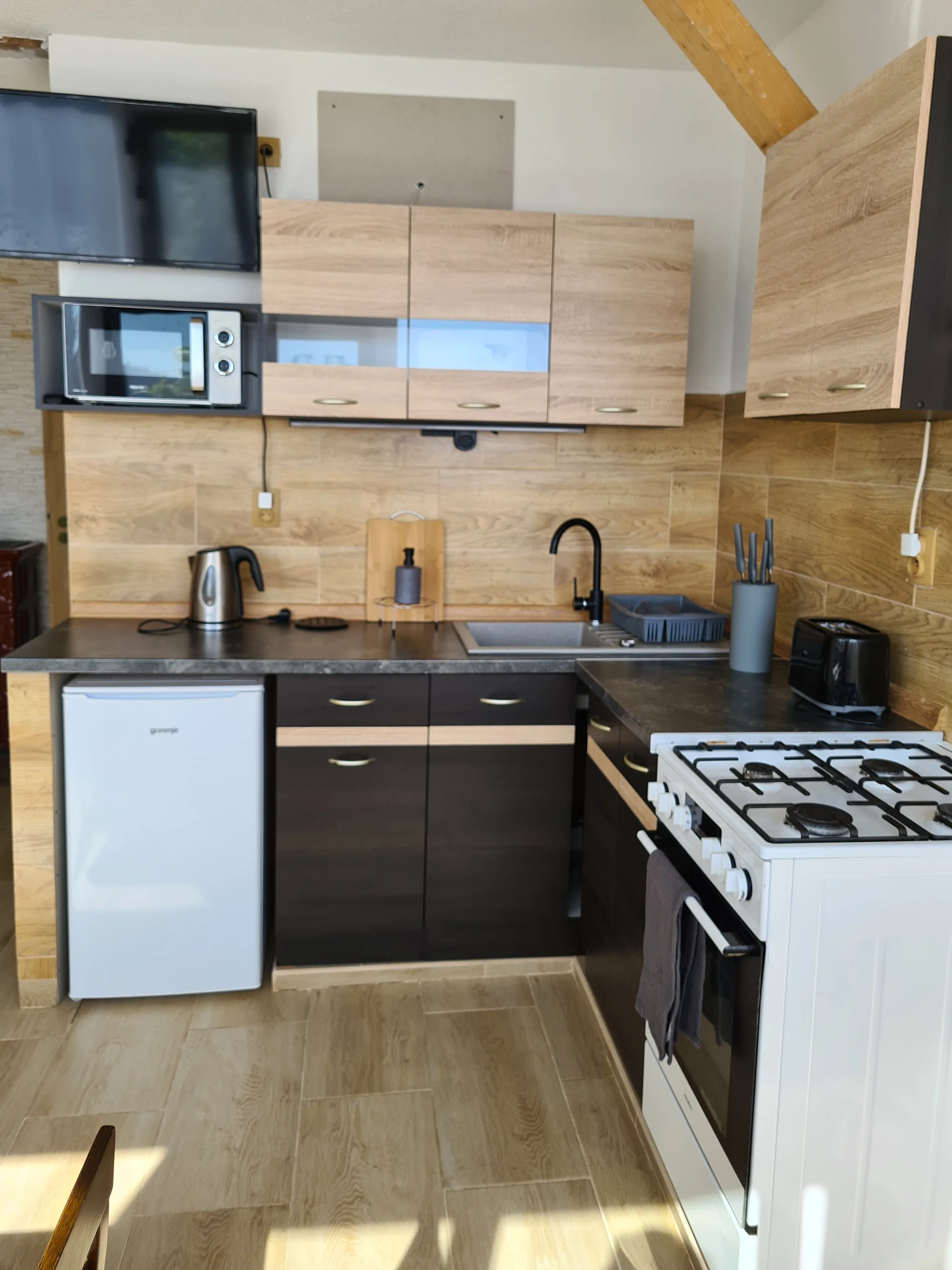 Až 8 dní pohody přímo u Lipna: vybavený apartmán s kuchyňkou a půjčením kol