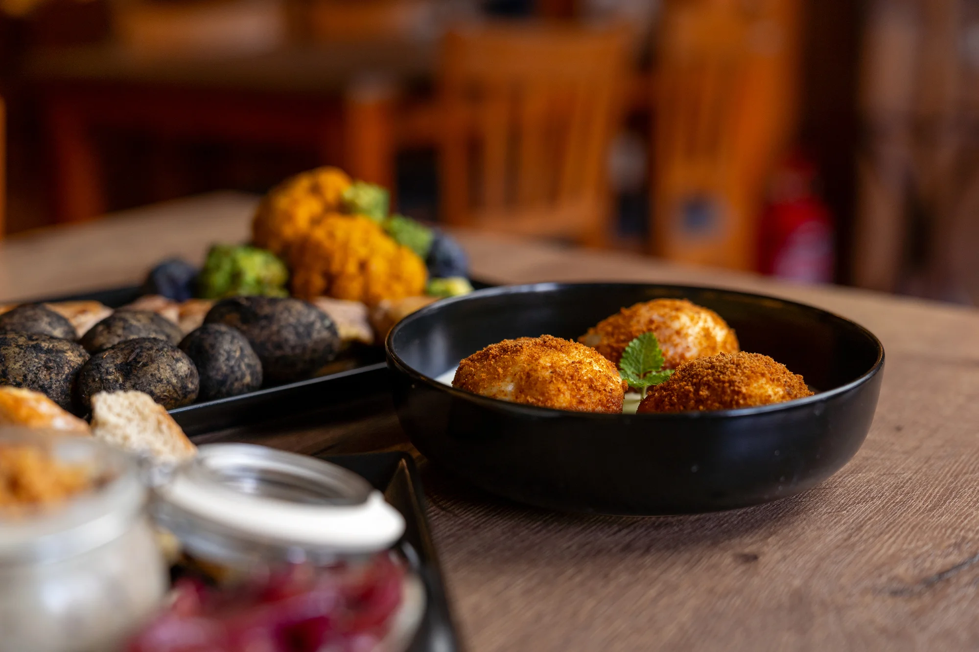 Tříchodové menu v restauraci s vlastním pivovarem: rillettes, špíz a tvarohové knedlíčky pro 2 osoby