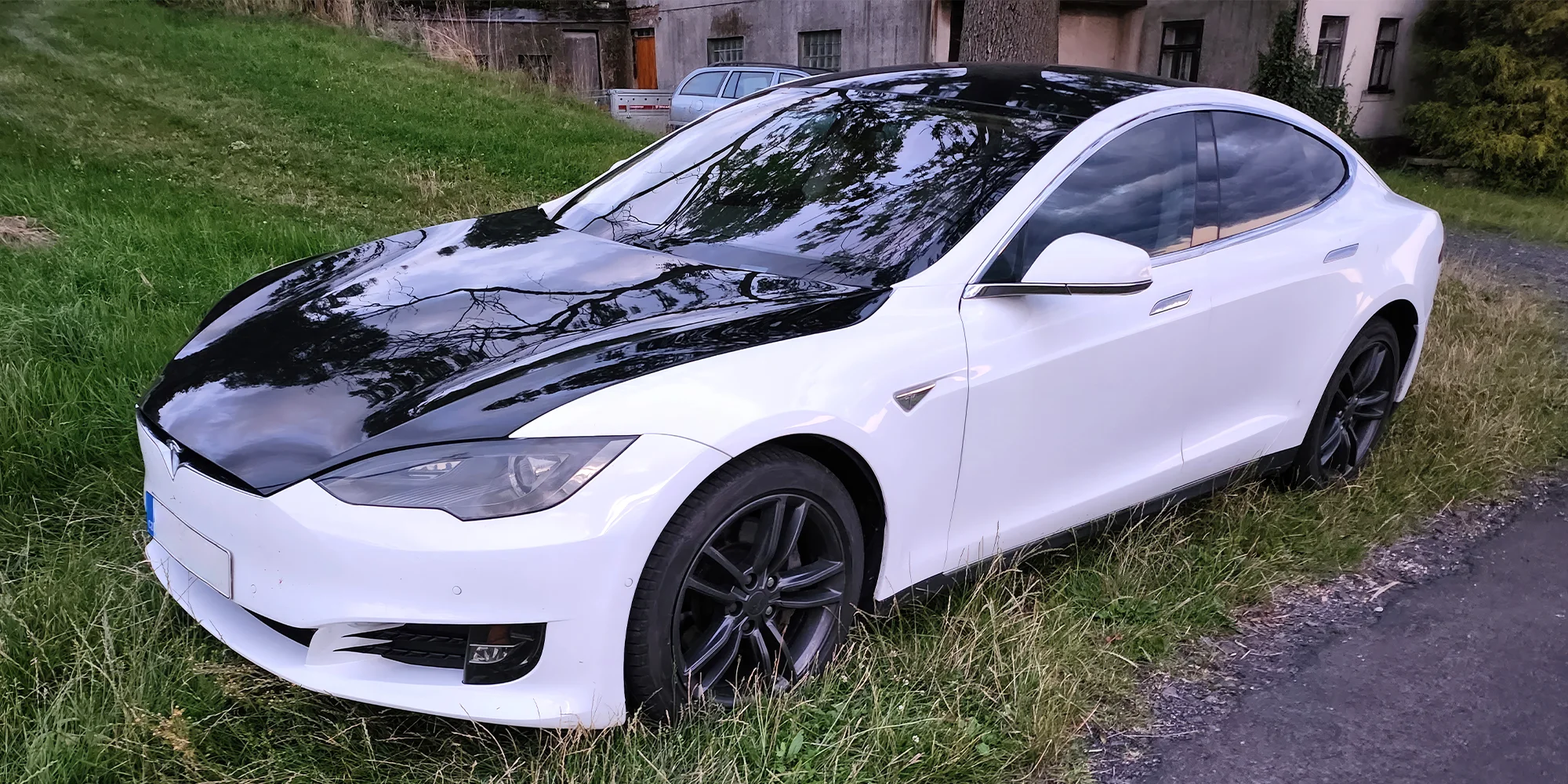 Zrychlení z 0 na 100 km/h za 4 s: spolujízda nebo řízení žihadla Tesla S