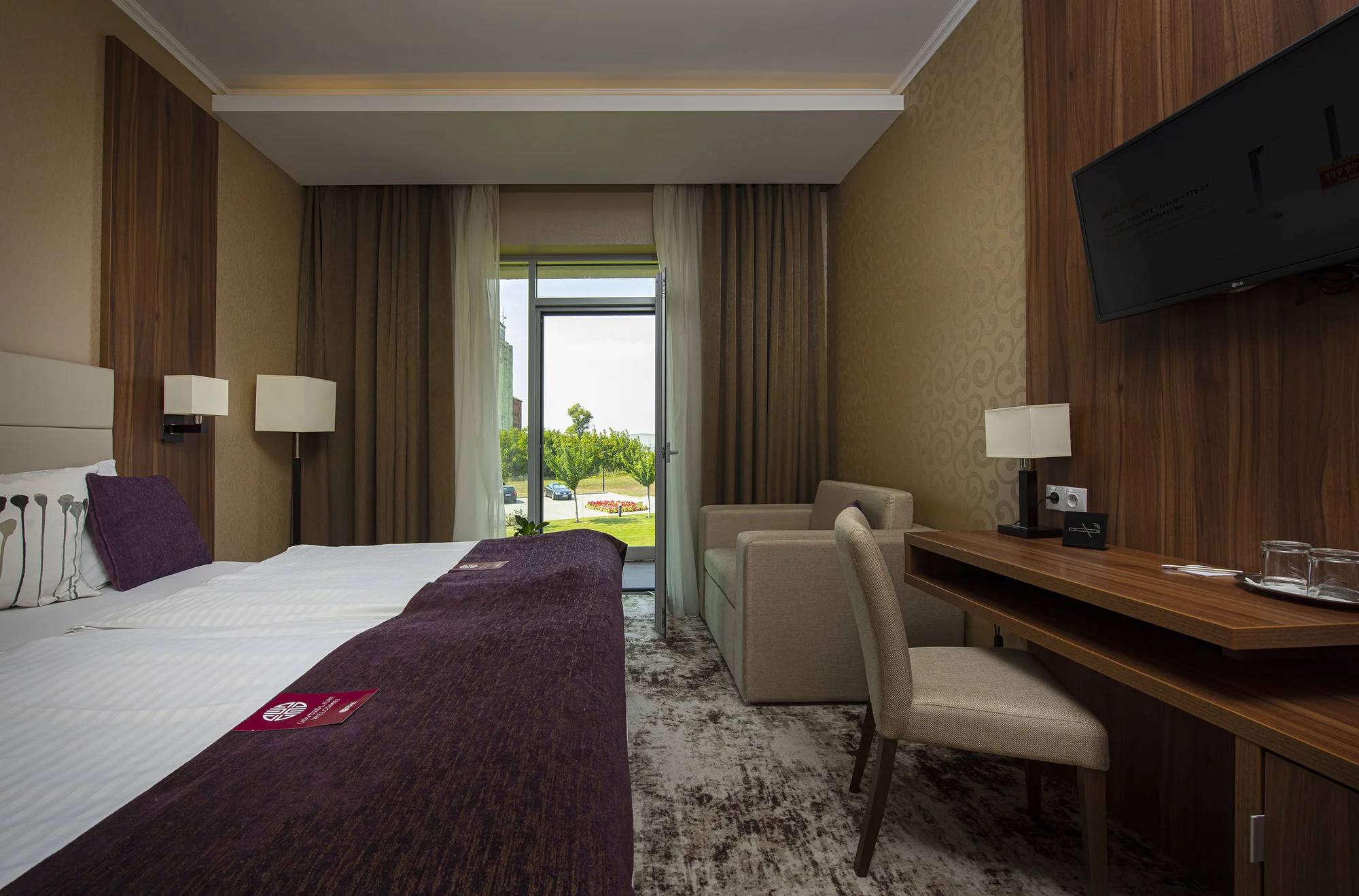 4* hotel v Maďarsku: snídaně či polopenze, wellness i výhodné nákupy v blízkém outletu