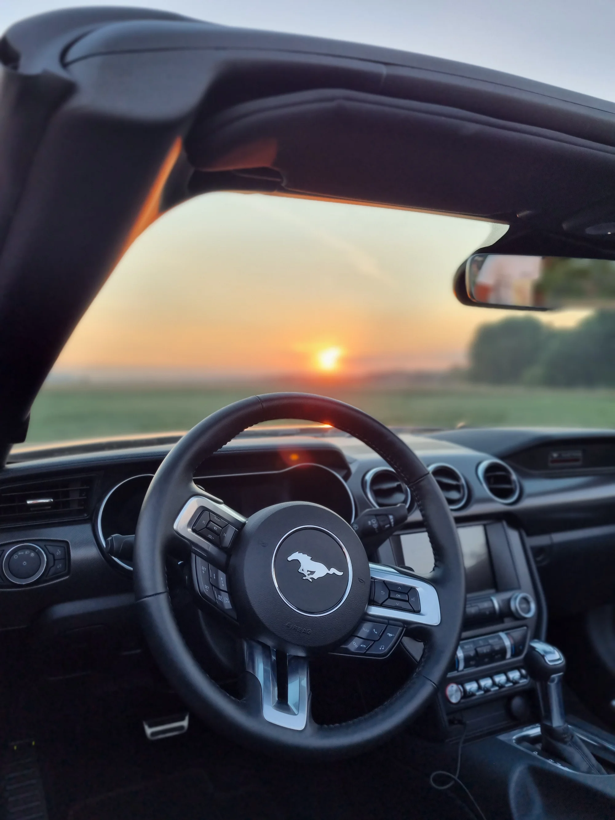 Zážitková jízda s Fordem Mustang California Special 5.0 V8 na 12 až 72 hodin