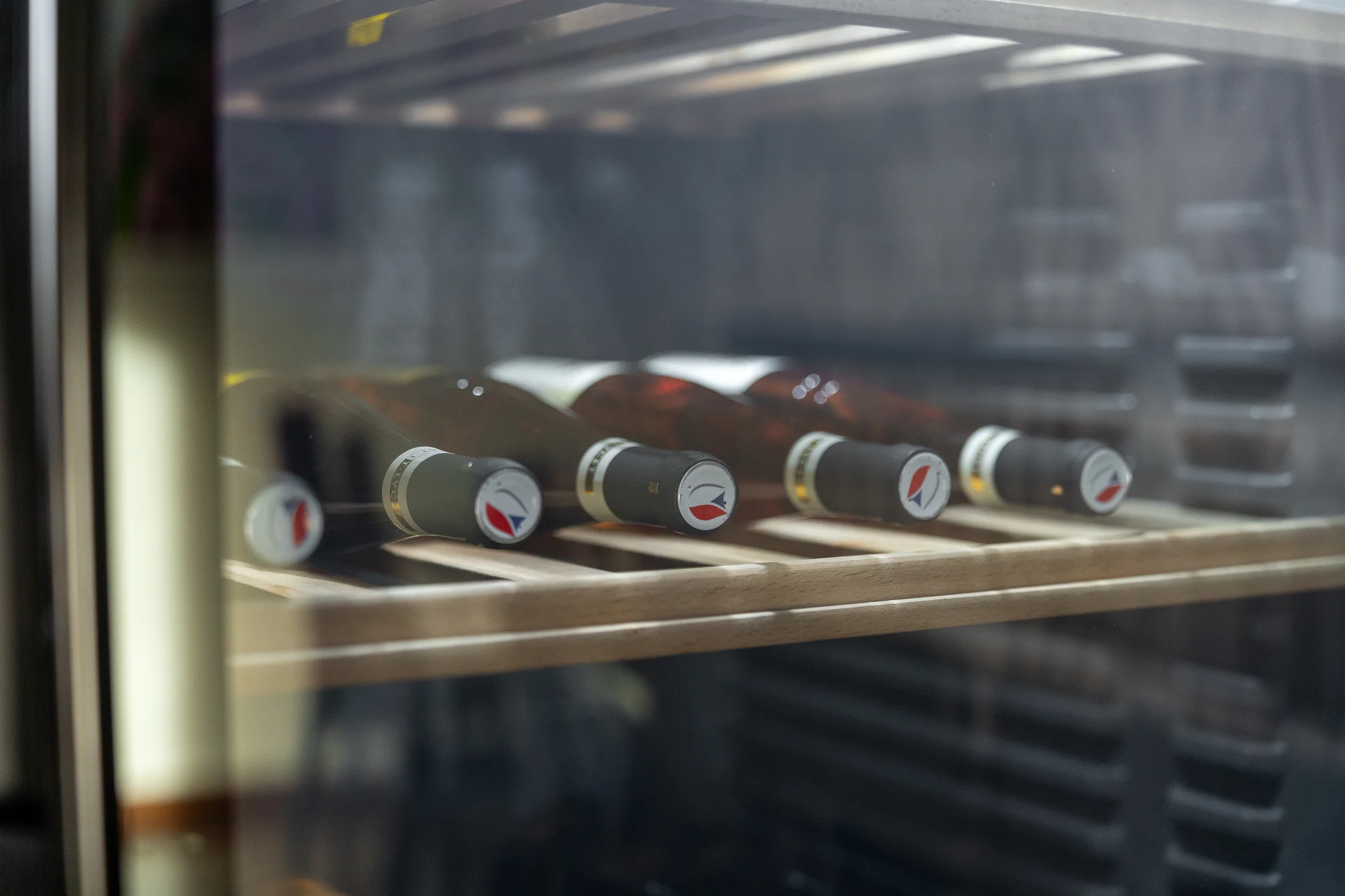Tříchodové menu pro 2 osoby: kachní paštika, špíz z vepřové panenky a štrúdl se zmrzlinou i prosecco