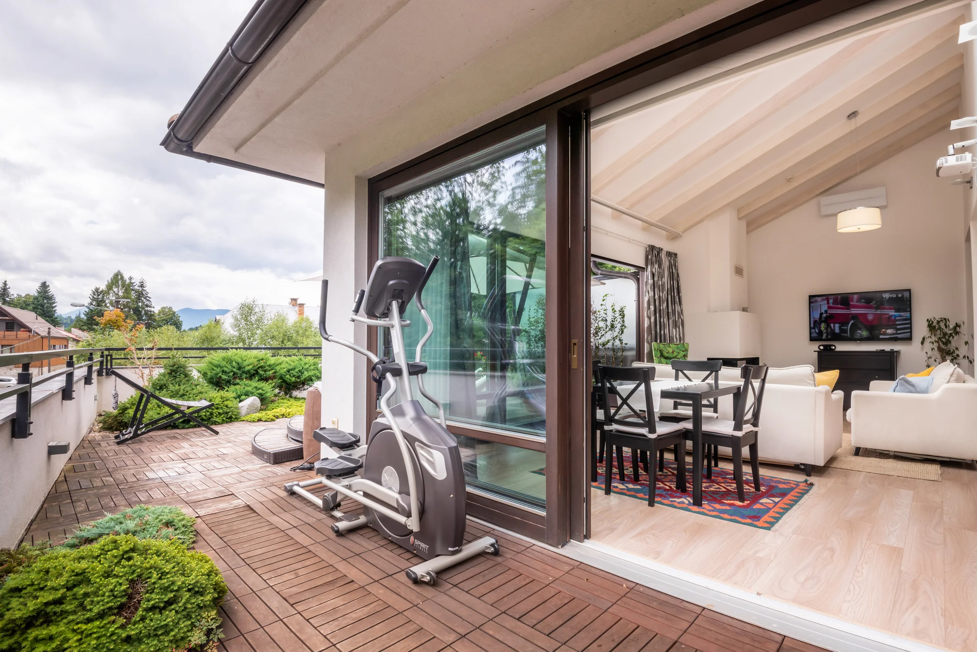 Exkluzivní pobyt na Oravě s neomezenou privátní vířivkou na terase, infrasaunou a biokrbem