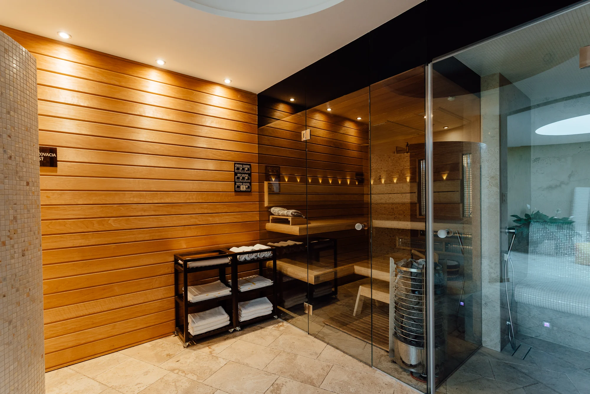 Exkluzivní pobyt na Oravě s neomezenou privátní vířivkou na terase, infrasaunou a biokrbem