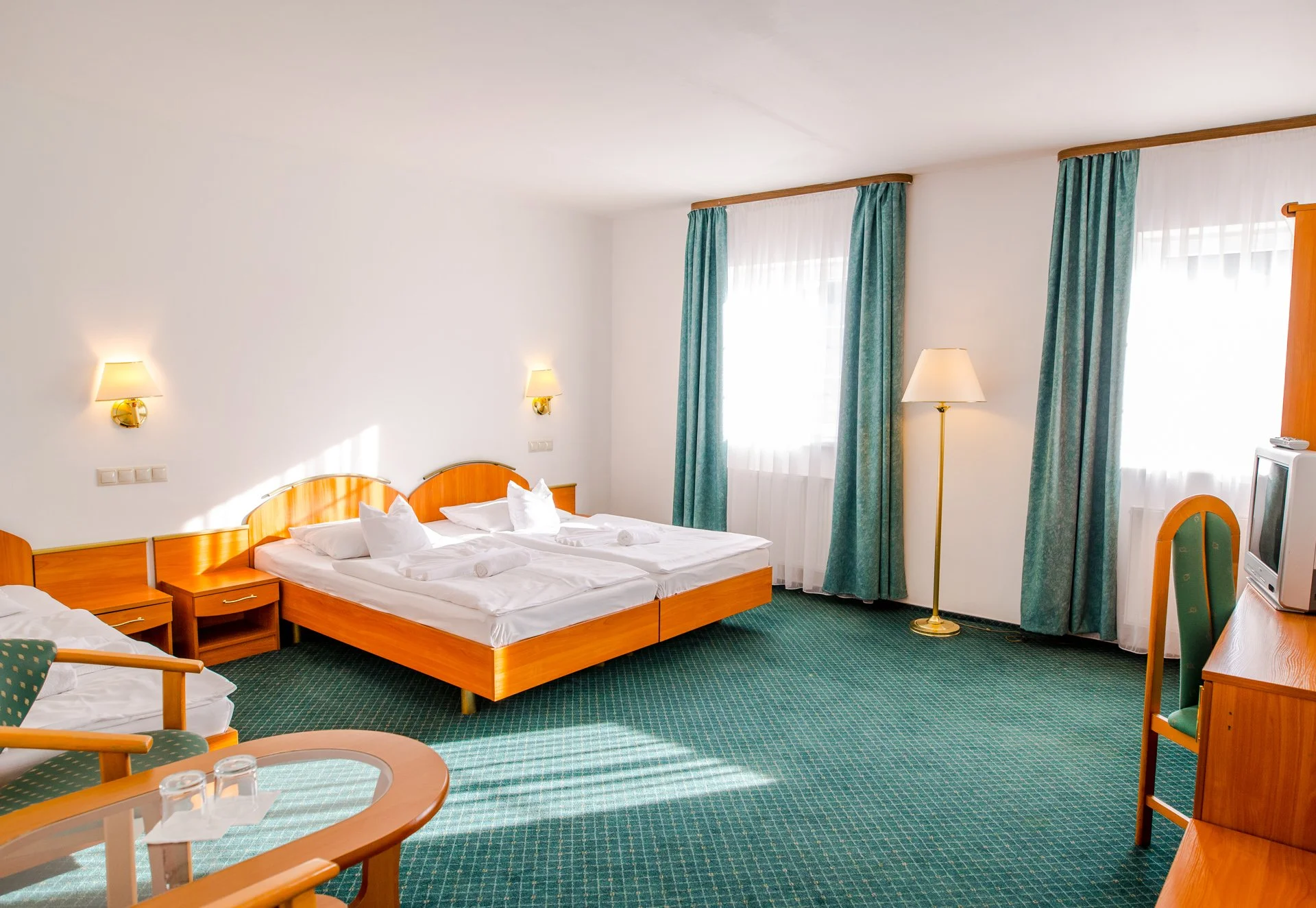 Špindlerův Mlýn pro páry či rodiny: hotel na rozcestí turistických tras vč. snídaně