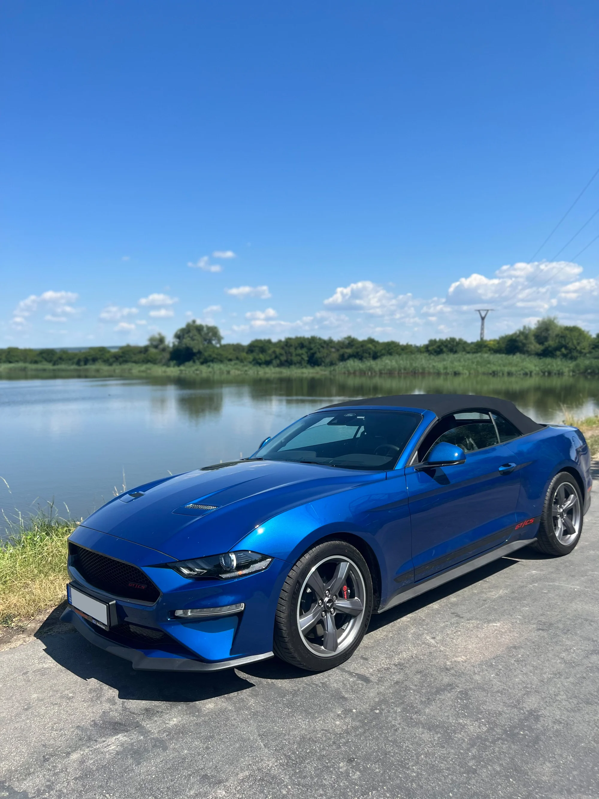 Zážitková jízda s Fordem Mustang California Special 5.0 V8 na 12 až 72 hodin