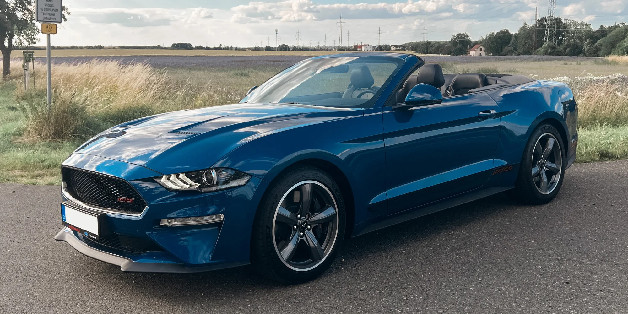 Zážitková jízda s Fordem Mustang California Special 5.0 V8 na 12 až 72 hodin